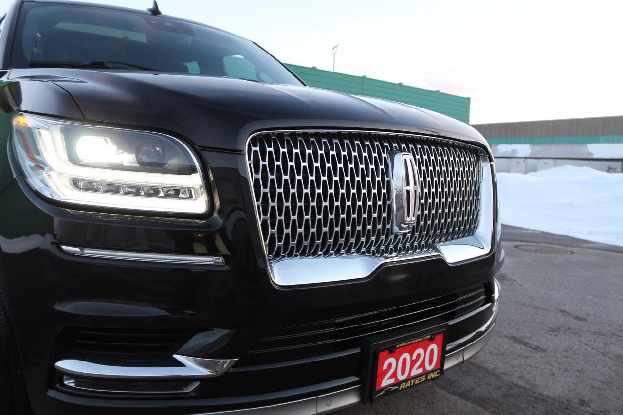 2020 Lincoln Navigator L Photo