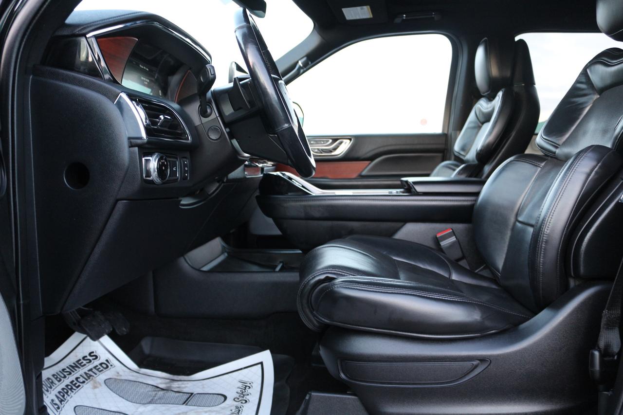 2020 Lincoln Navigator L Photo