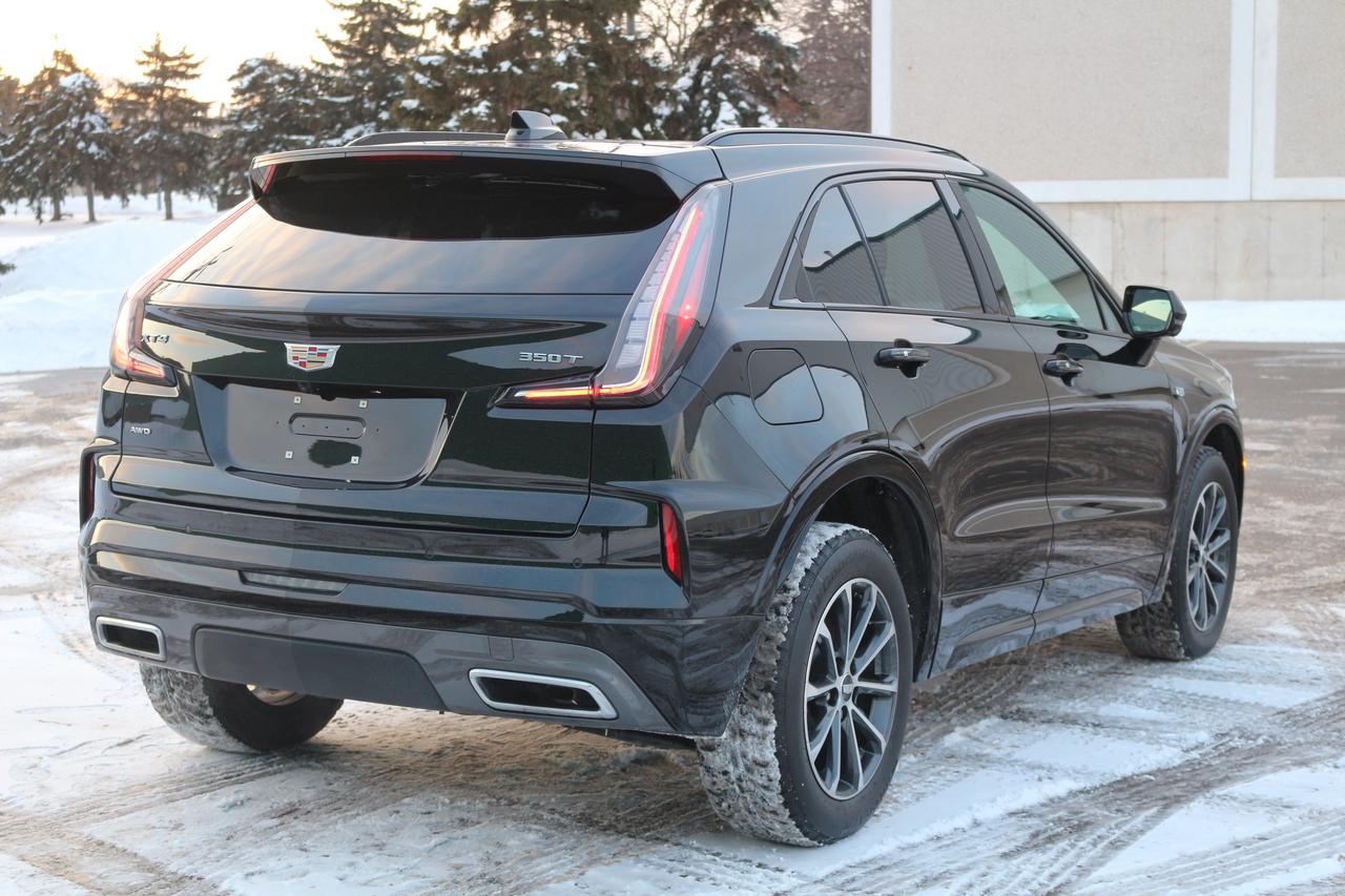 2025 Cadillac XT4 Sport Photo