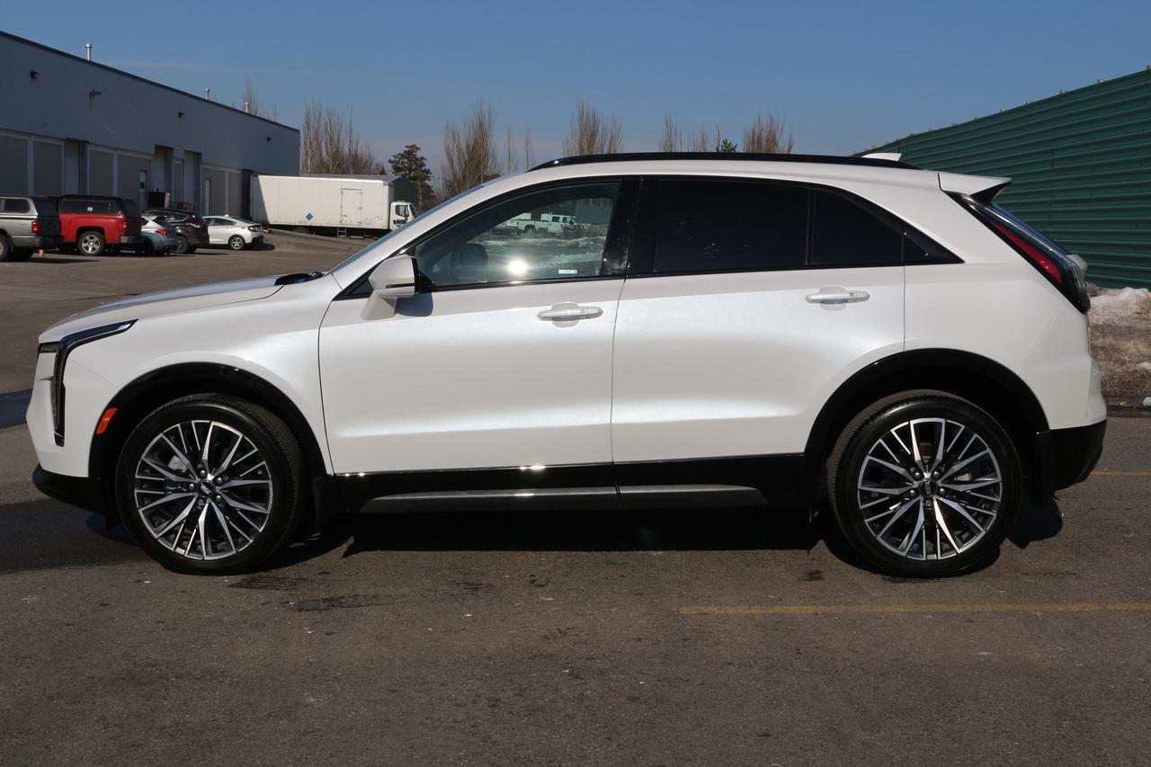 2024 Cadillac XT4 Sport Photo