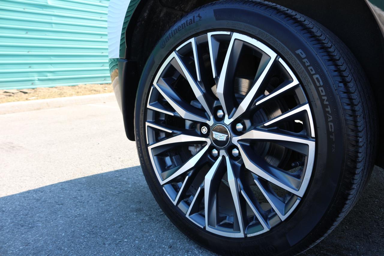 2024 Cadillac XT4 Sport Photo