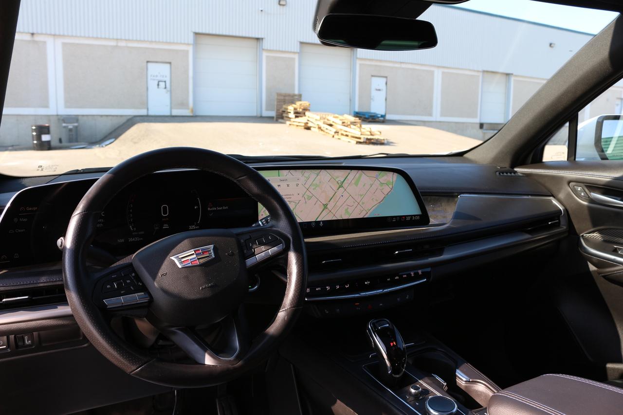 2024 Cadillac XT4 Sport Photo