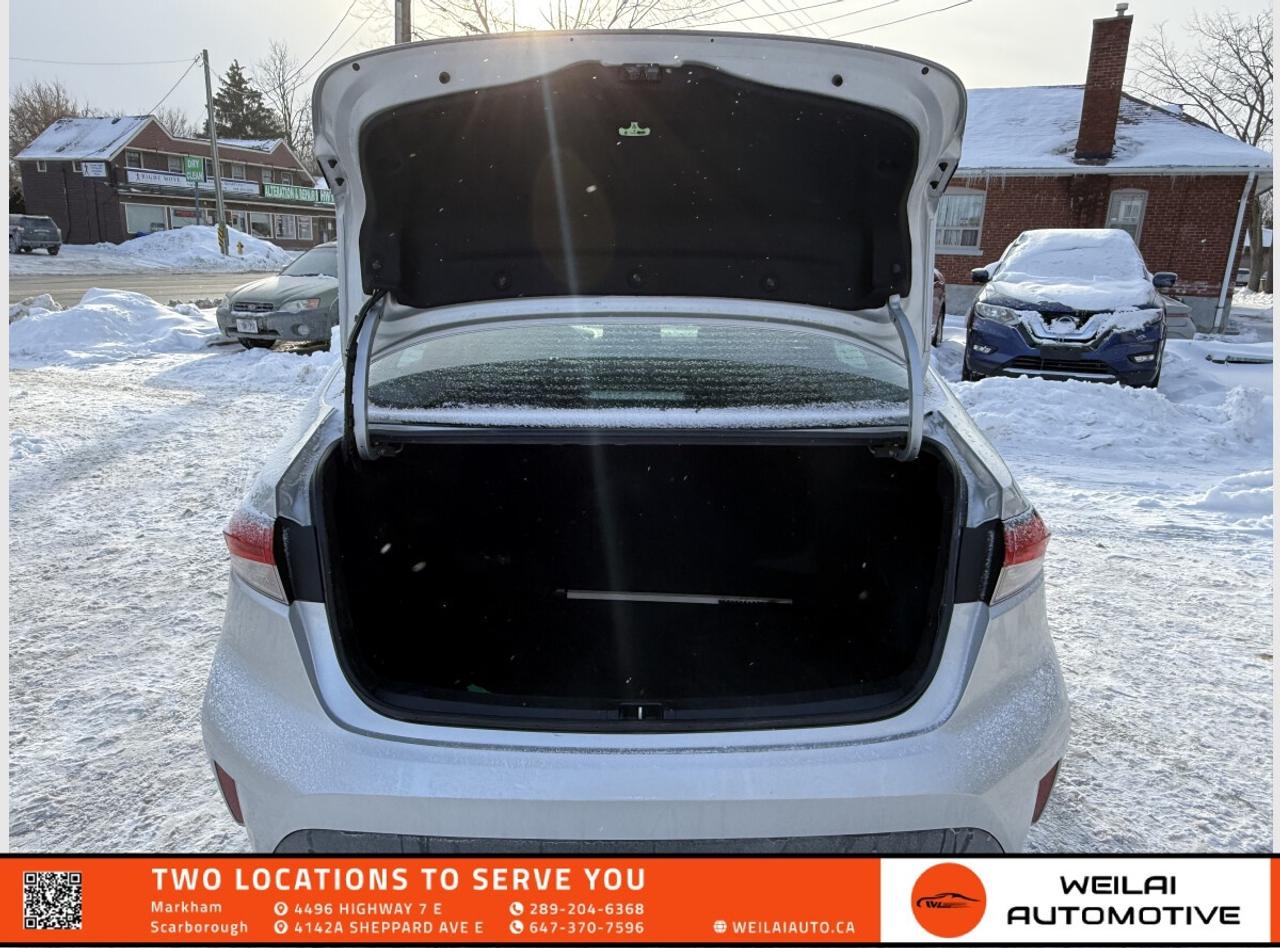 2023 Toyota Corolla LE/No Accident/Fully Serviced! Photo