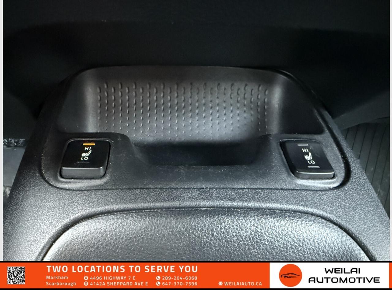 2023 Toyota Corolla LE/No Accident/Fully Serviced! Photo