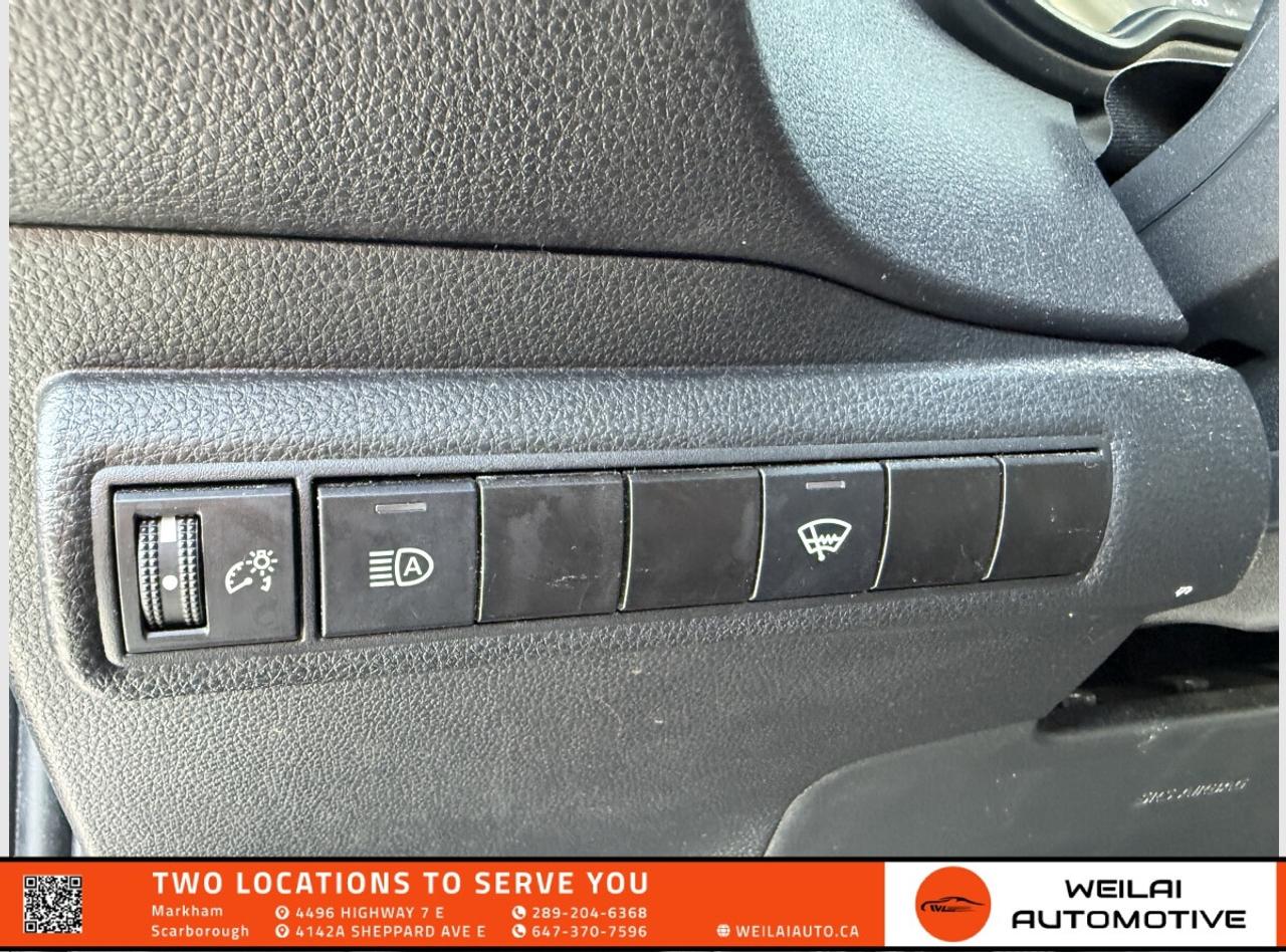 2023 Toyota Corolla LE/No Accident/Fully Serviced! Photo
