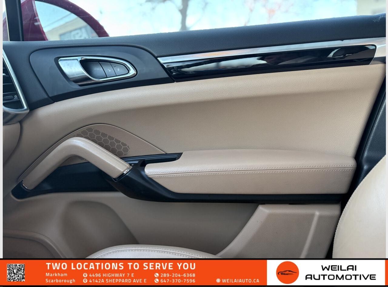 2016 Porsche Cayenne Cayenne/V6/AWD/No Accident/Low Mileage!!! Photo