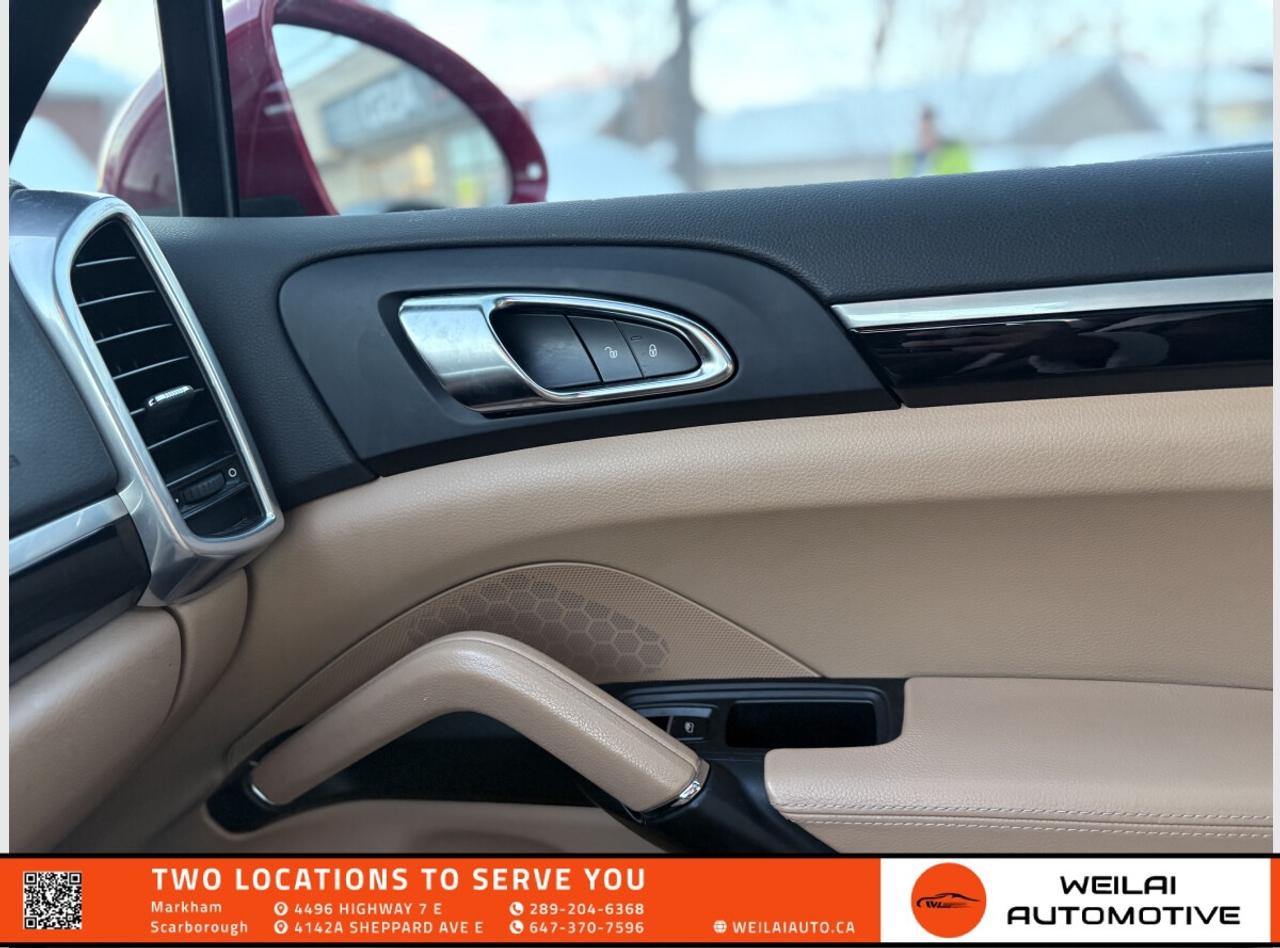 2016 Porsche Cayenne Cayenne/V6/AWD/No Accident/Low Mileage!!! Photo