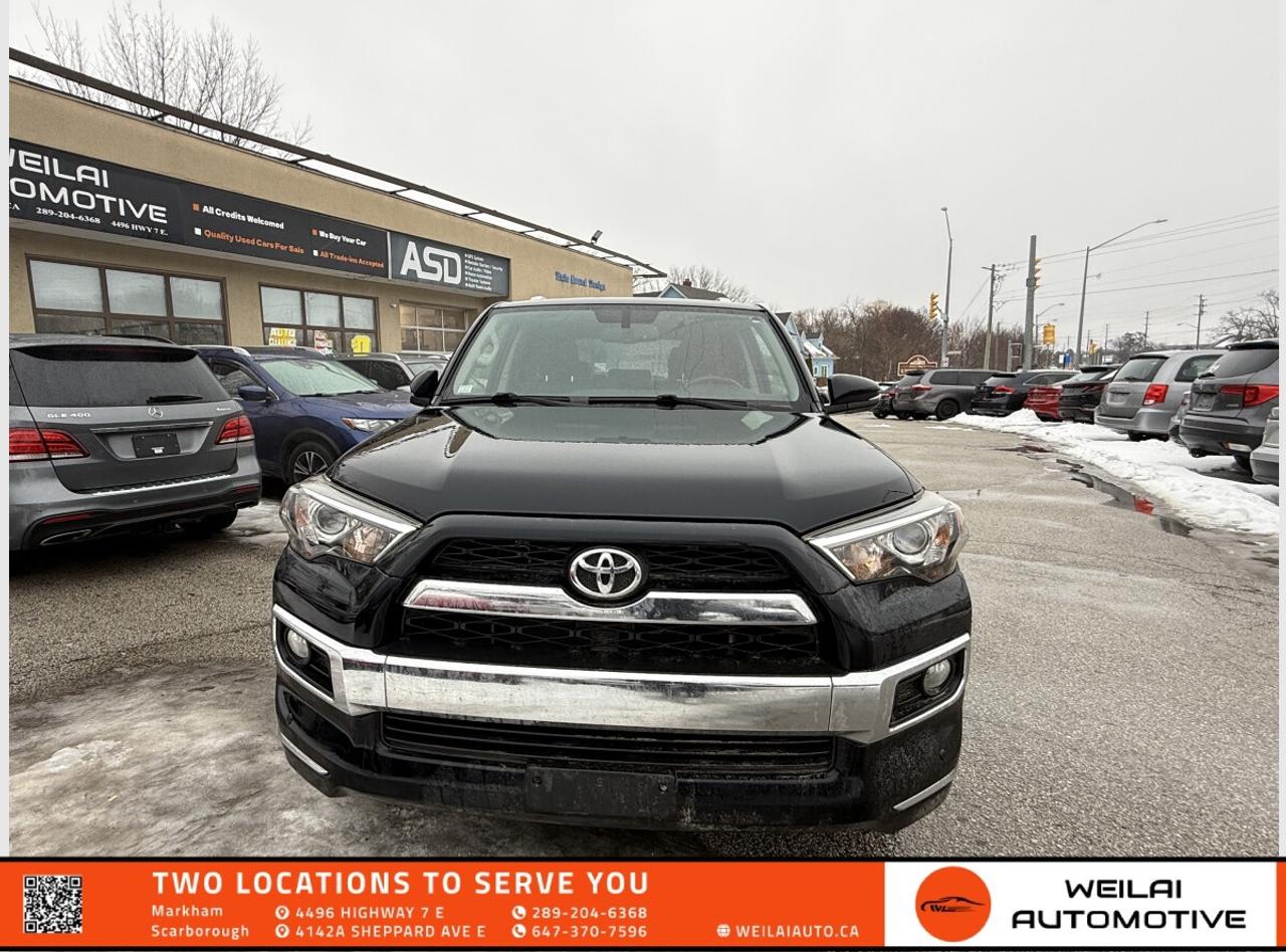 2015 Toyota 4Runner SR5/4WD/Fully Serviced! Photo3