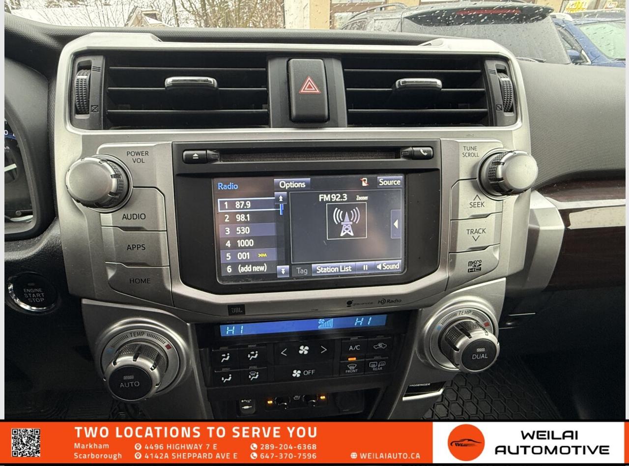 2015 Toyota 4Runner SR5/4WD/Fully Serviced! Photo