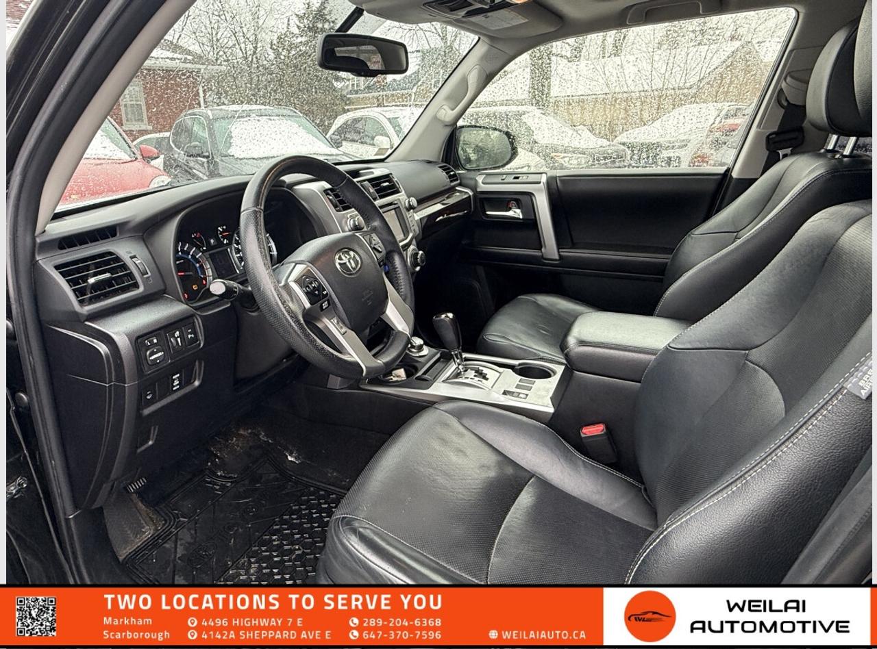 2015 Toyota 4Runner SR5/4WD/Fully Serviced! Photo