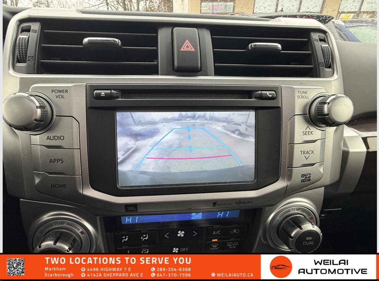 2015 Toyota 4Runner SR5/4WD/Fully Serviced! Photo