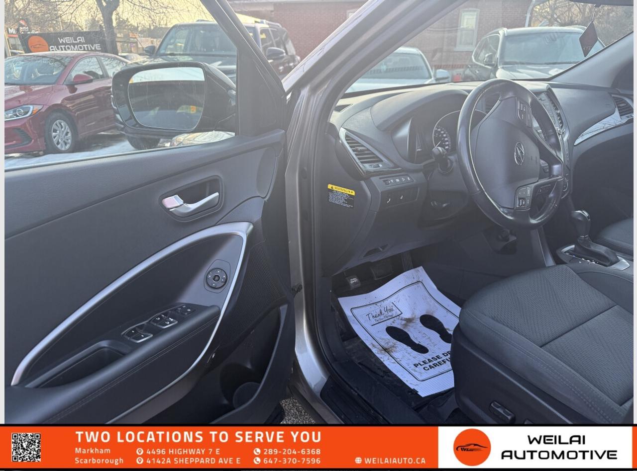 2018 Hyundai Santa Fe Sport Premium/One Owner/No Accident! Photo4