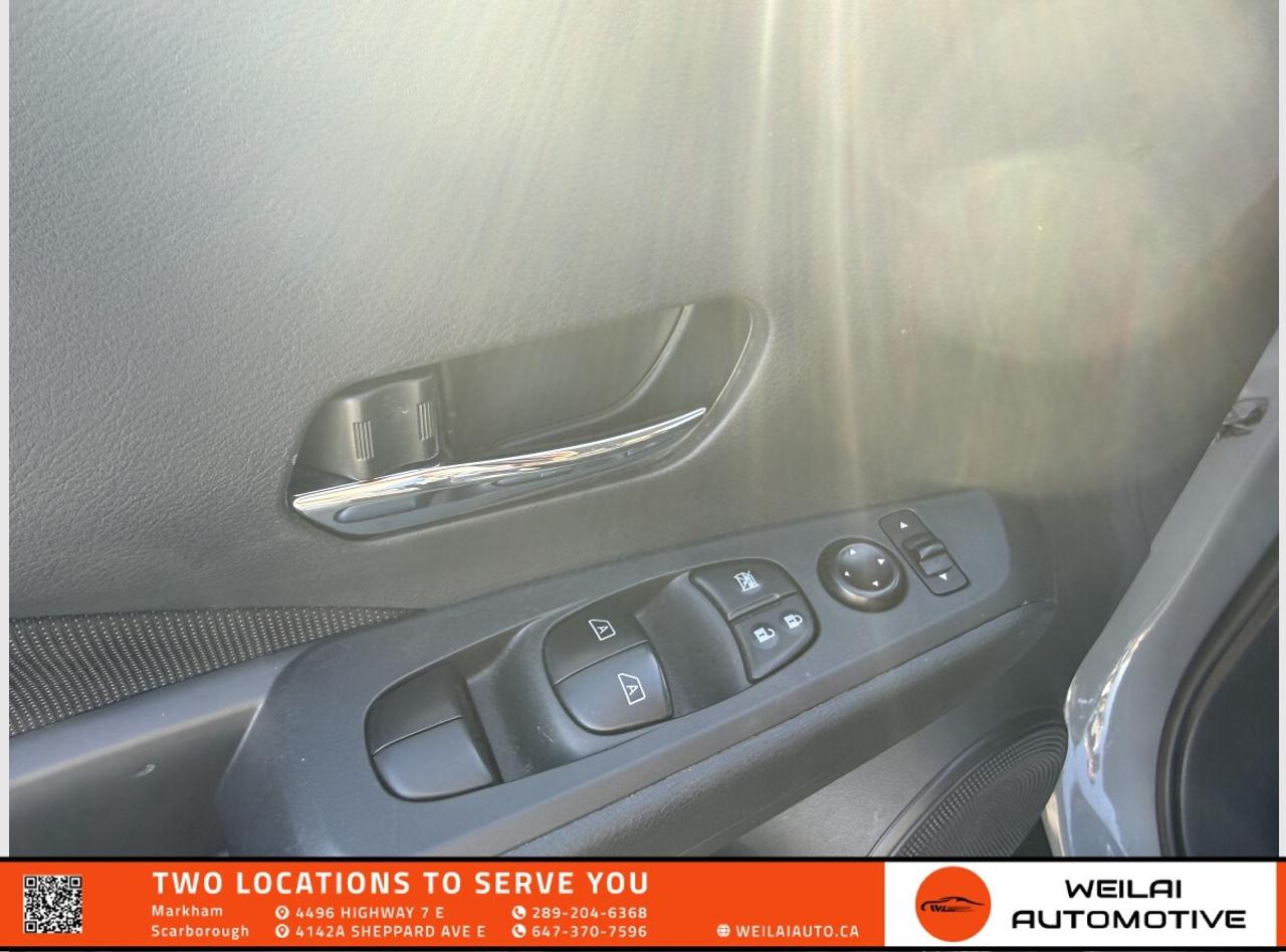 2021 Nissan Kicks SV/Fully Serviced/Low KMs Photo4
