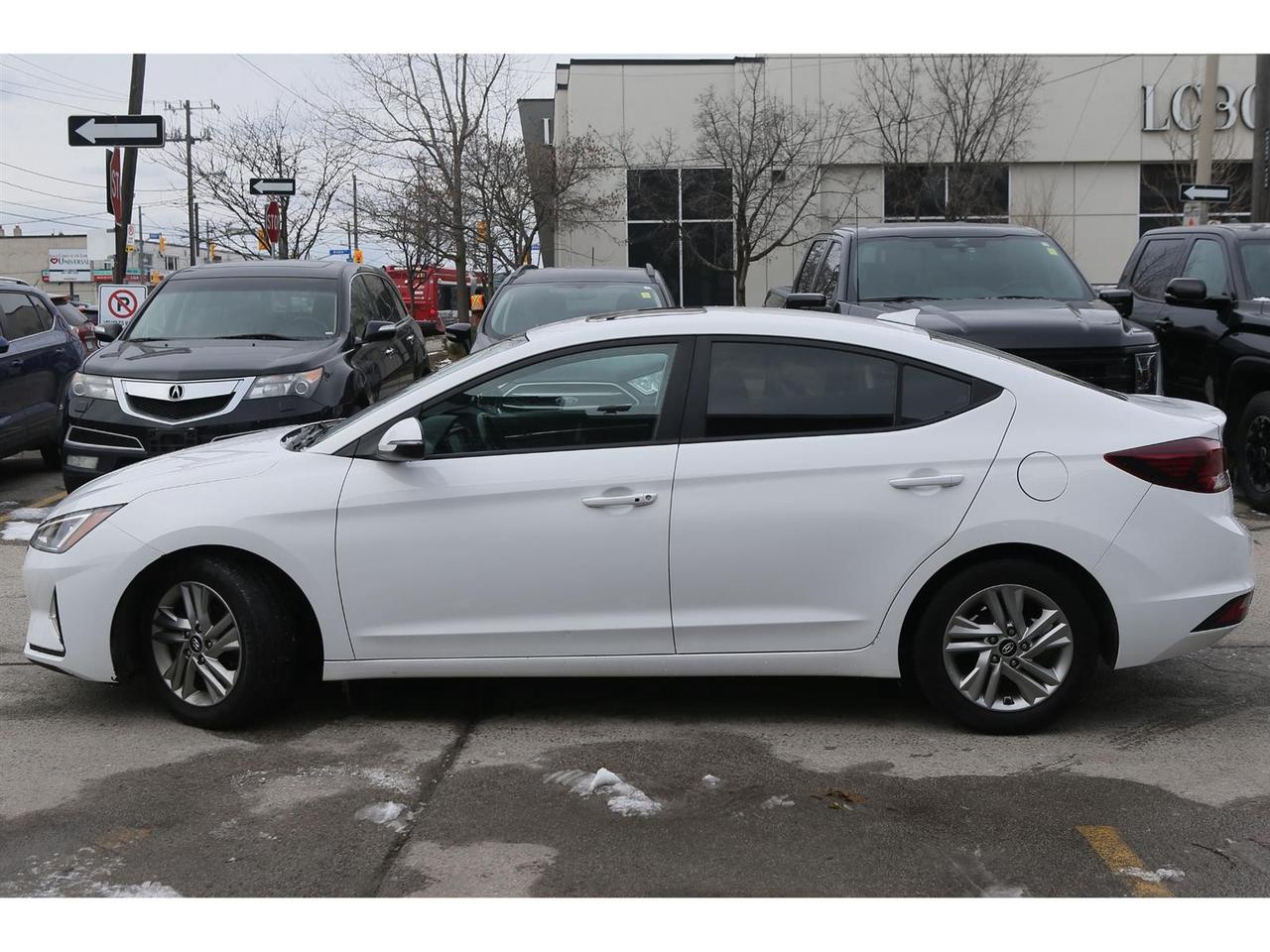 2020 Hyundai Elantra Preferred Photo