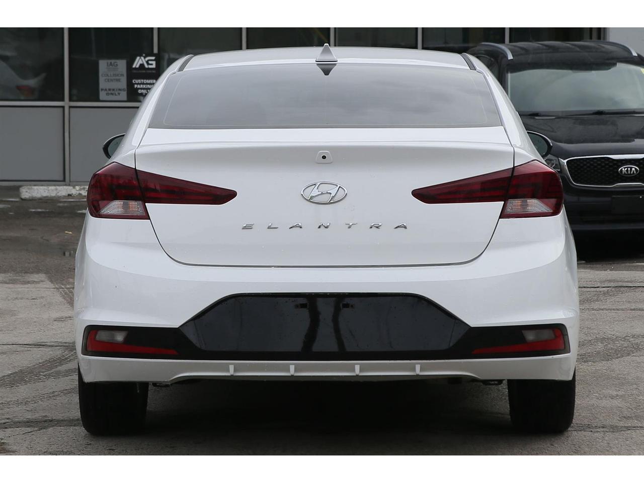 2020 Hyundai Elantra Preferred Photo