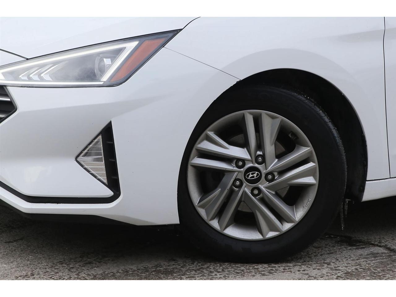 2020 Hyundai Elantra Preferred Photo