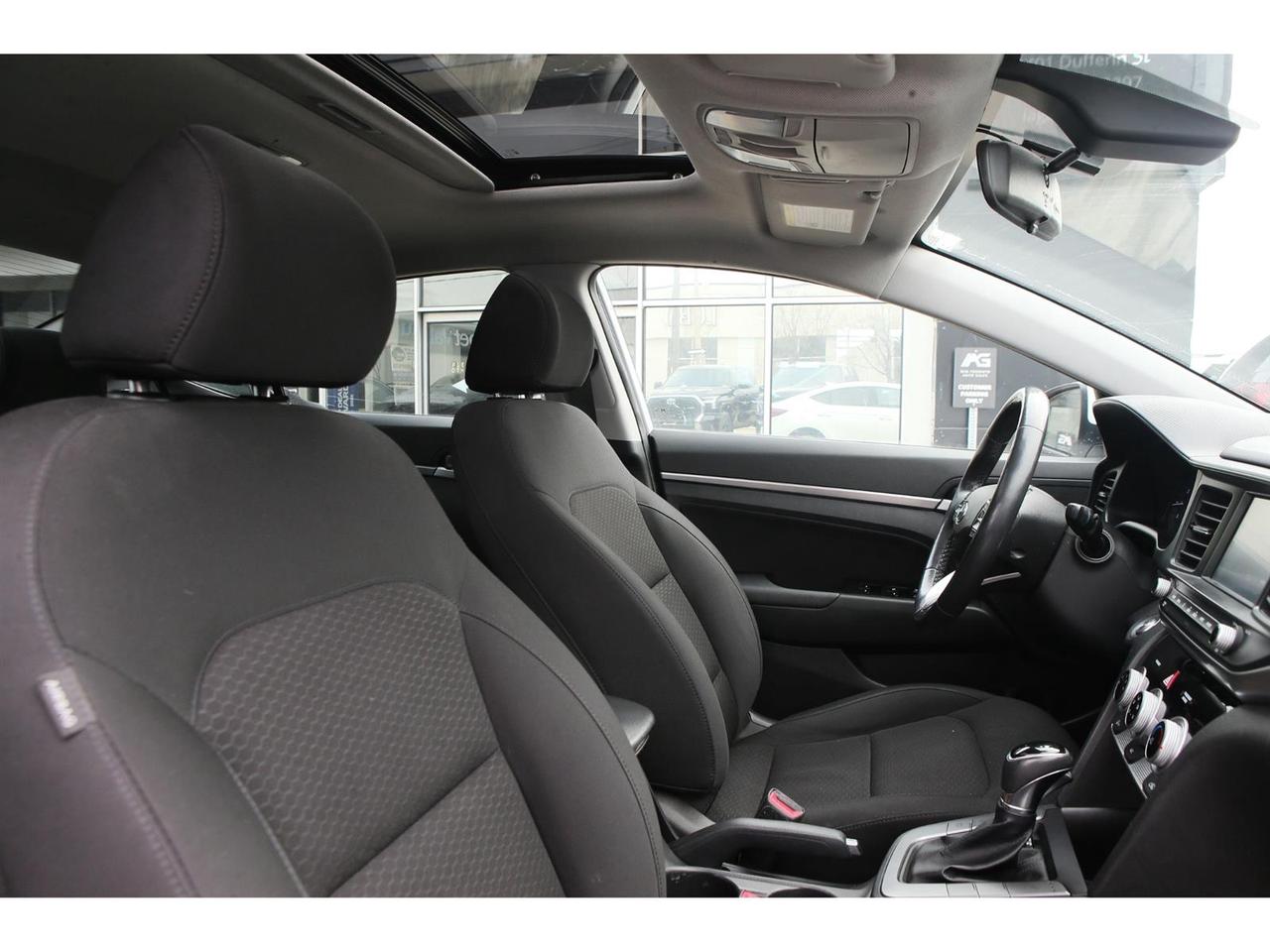 2020 Hyundai Elantra Preferred Photo