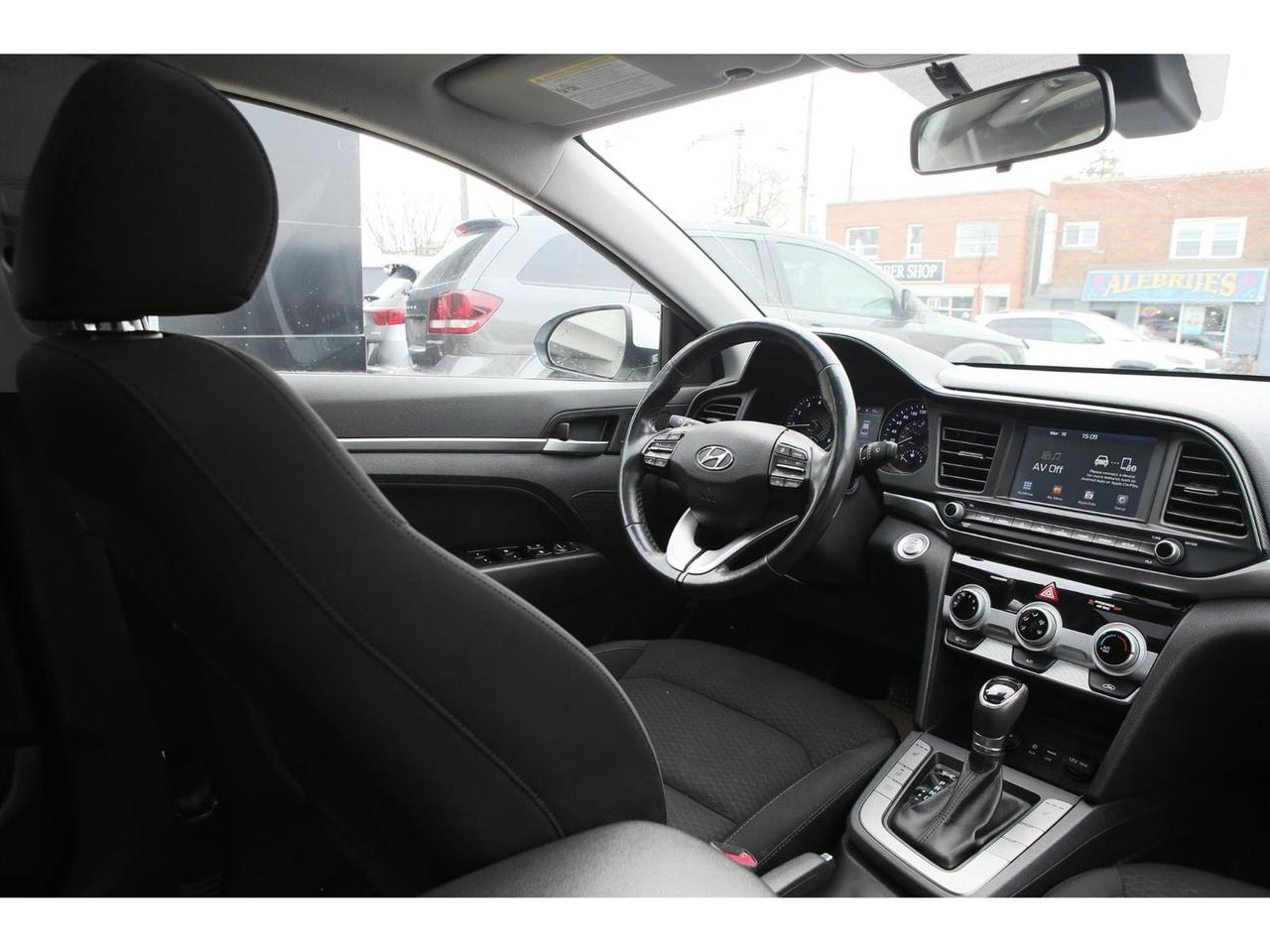 2020 Hyundai Elantra Preferred Photo