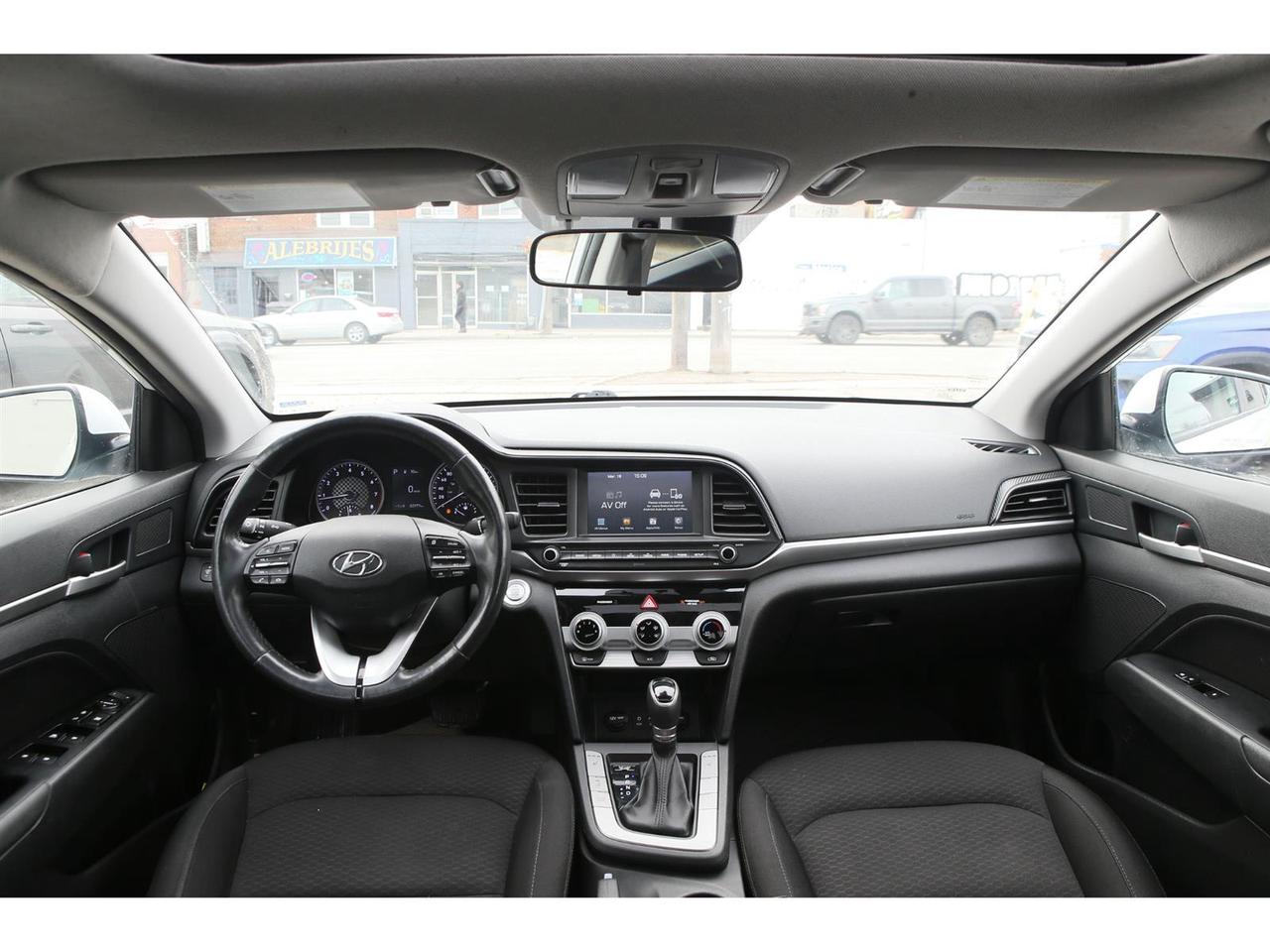 2020 Hyundai Elantra Preferred Photo