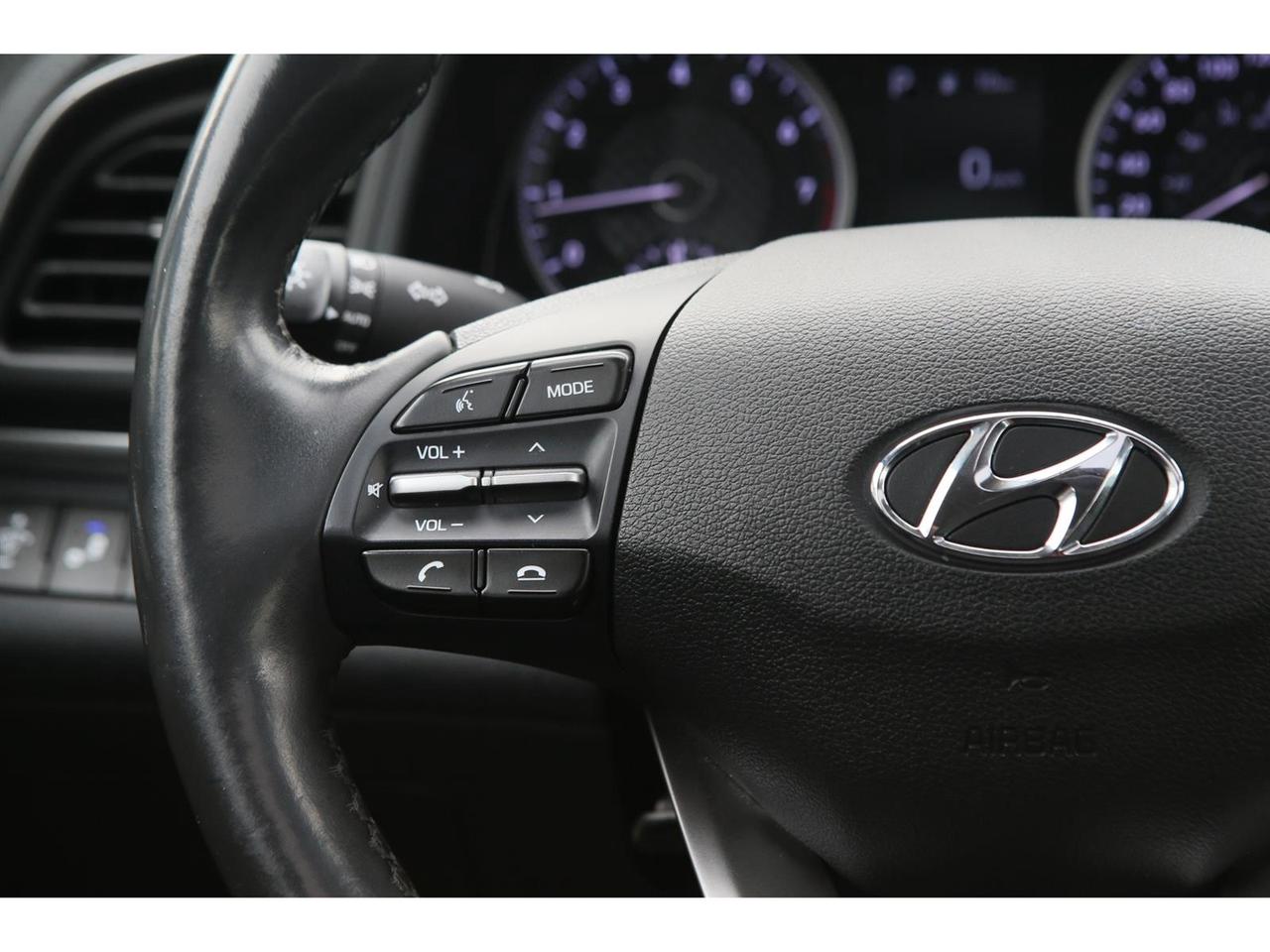 2020 Hyundai Elantra Preferred Photo