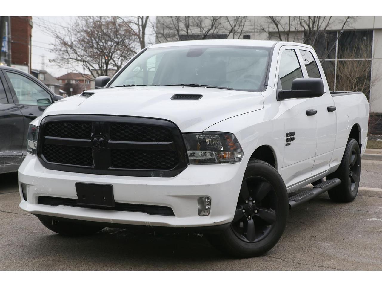 2021 RAM 1500 Classic EXPRESS 3.6L | Quad Cab 4X4 | Long Box | Night Edition Pkg | Wheels and Sound Group Photo2