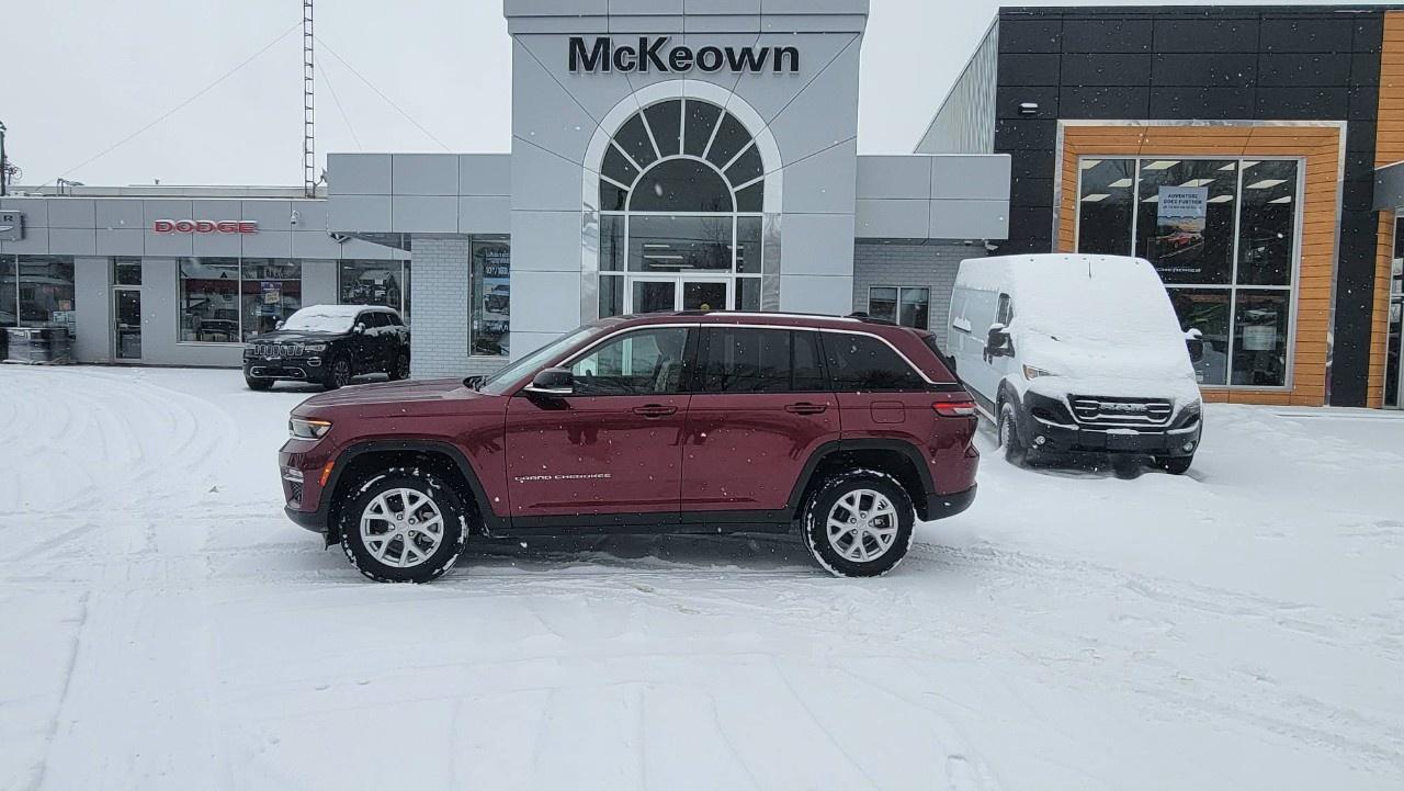 2023 Jeep Grand Cherokee LIMITED 4X4 Photo