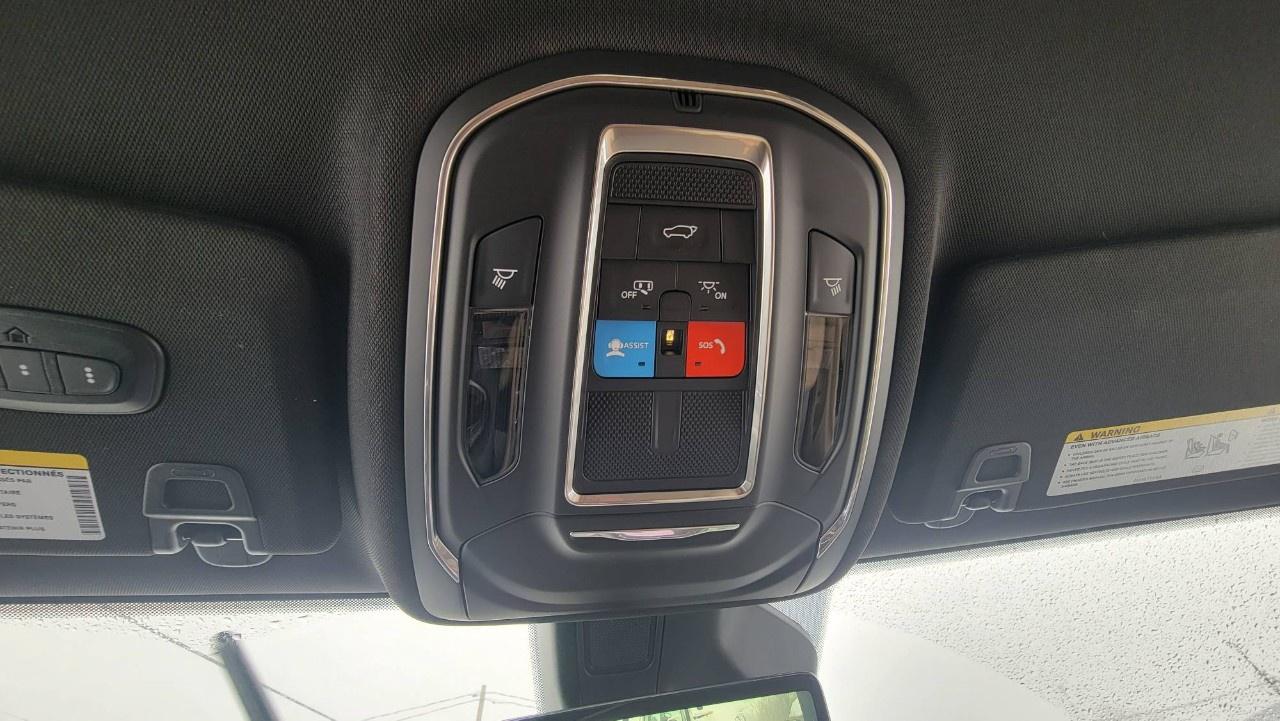 2023 Jeep Grand Cherokee LIMITED 4X4 Photo