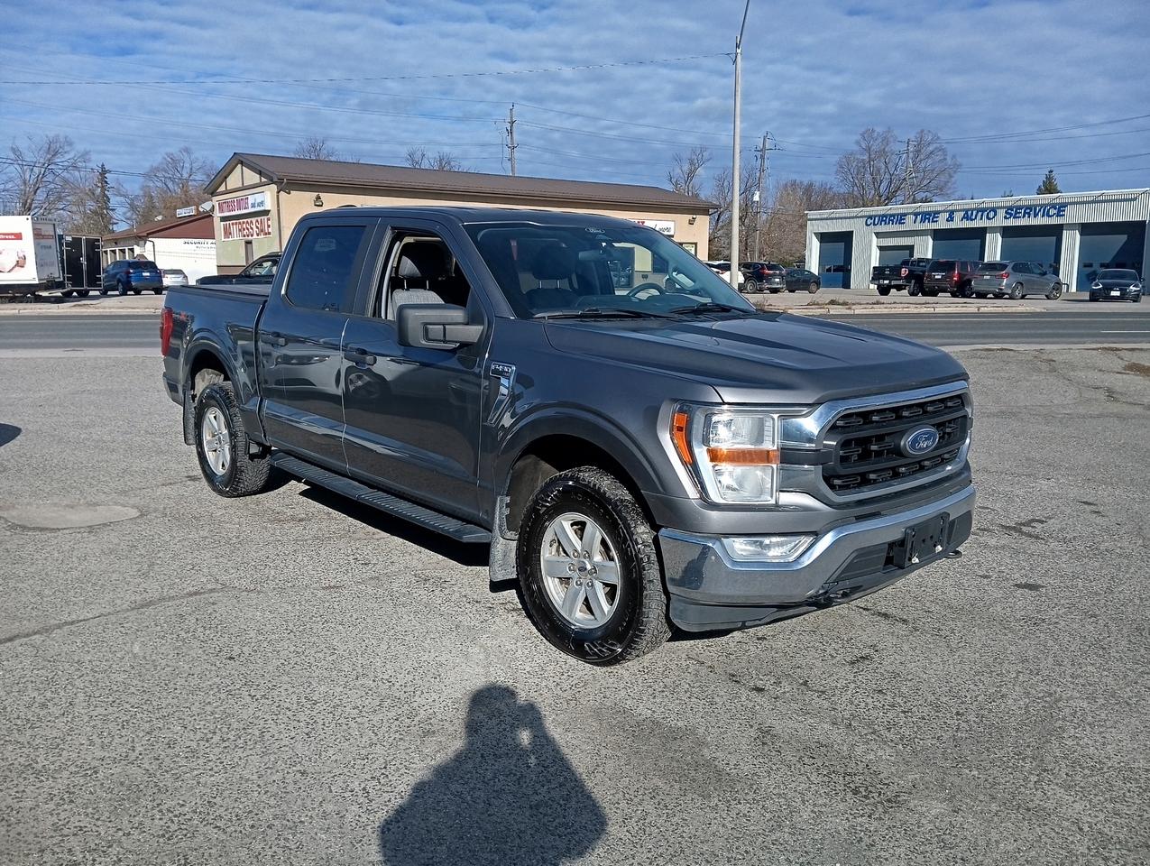 2021 Ford F-150 XL Photo