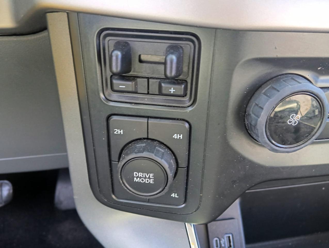 2021 Ford F-150 XL Photo