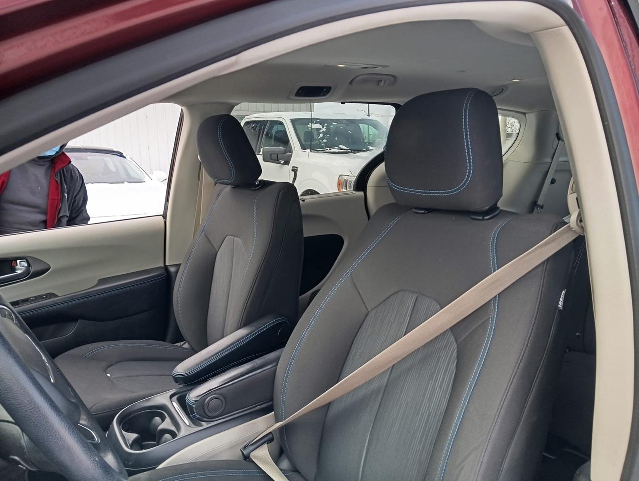 2021 Chrysler Pacifica Touring Plus Photo