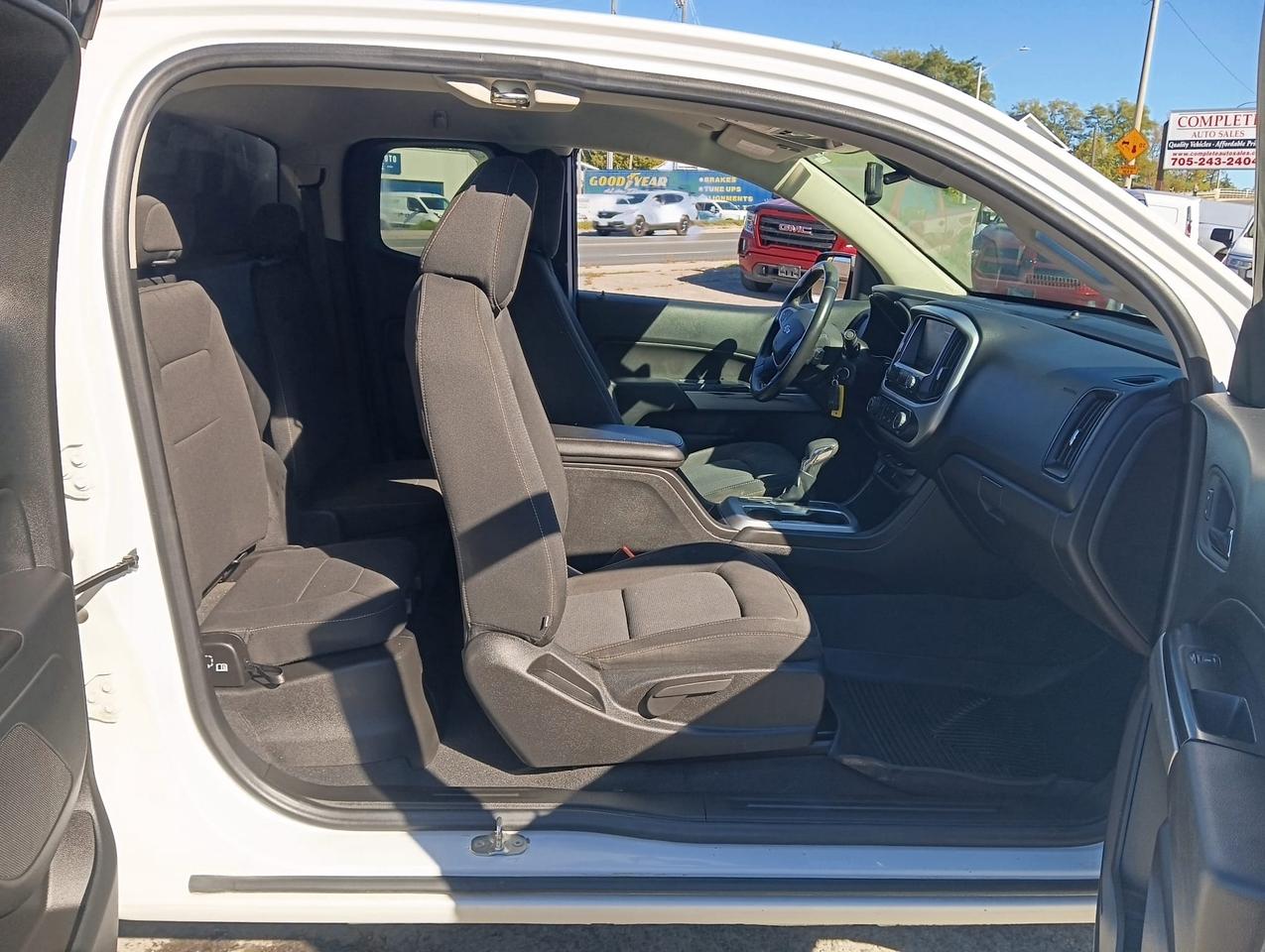 2022 Chevrolet Colorado LT Photo