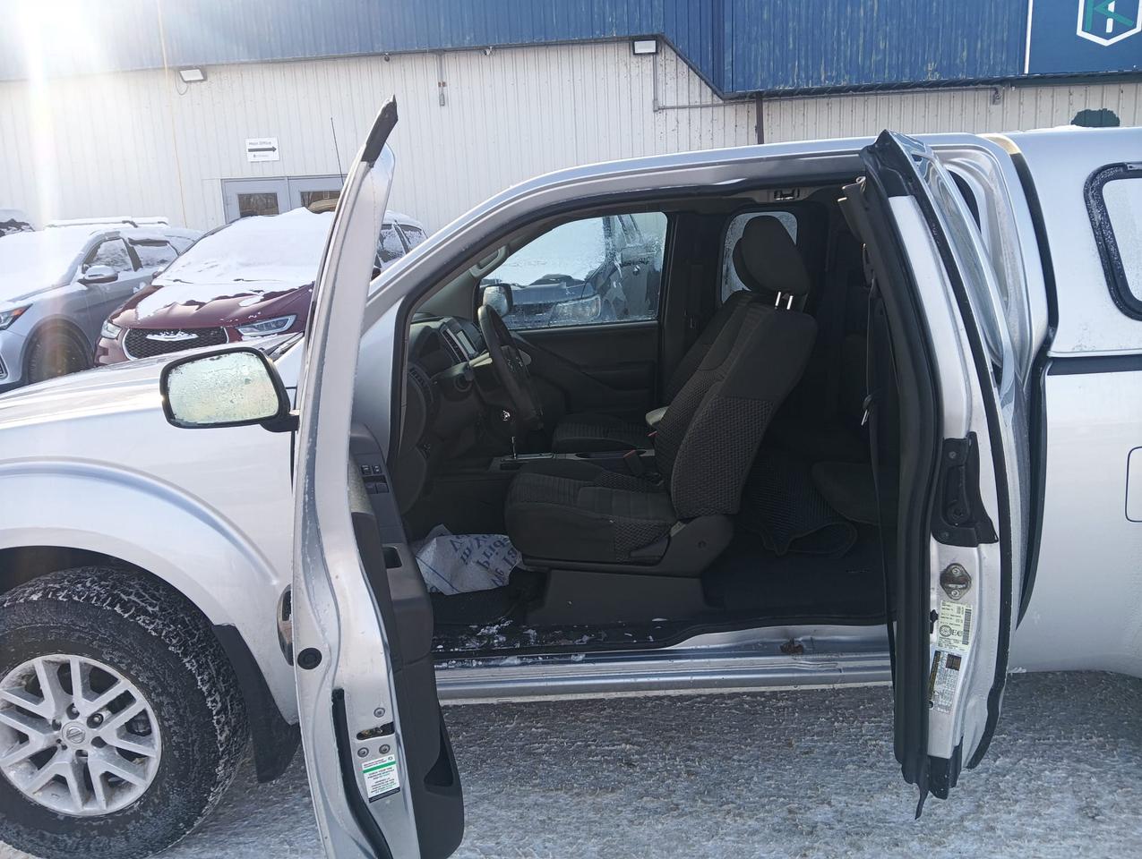 2019 Nissan Frontier pro-4X EXTENDED CAB LONG BED Photo