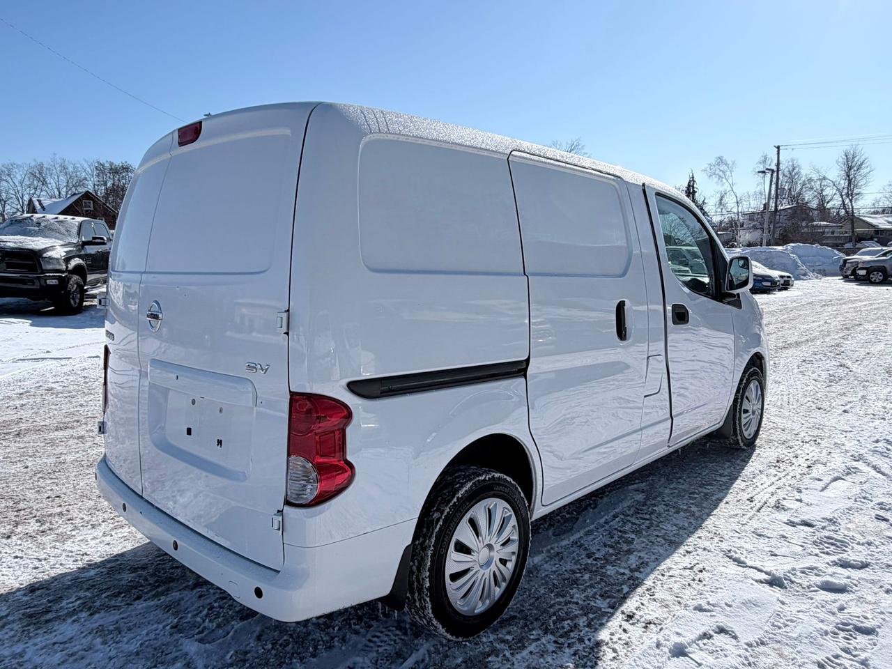 2019 Nissan NV200 SV Photo