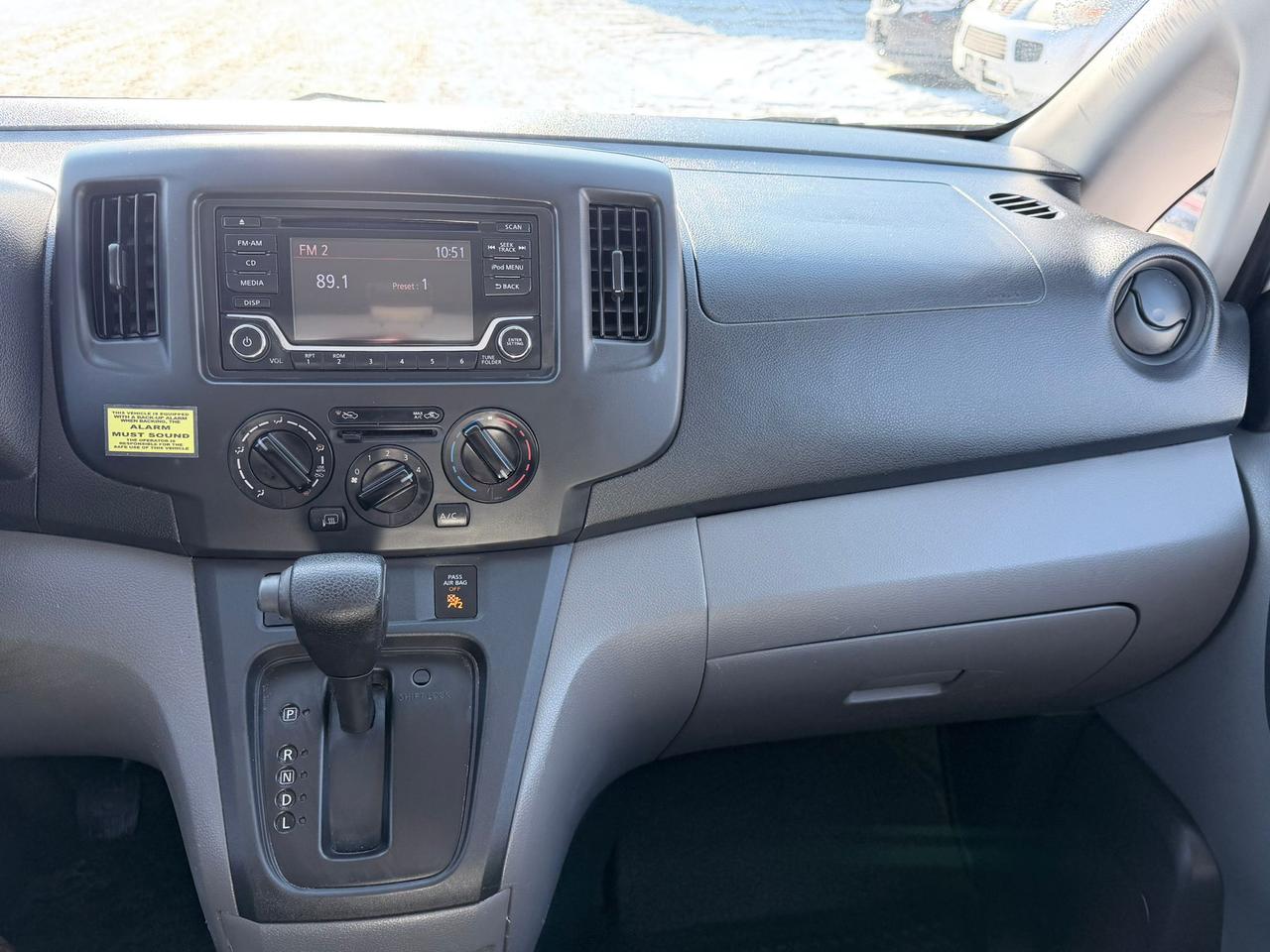 2019 Nissan NV200 SV Photo