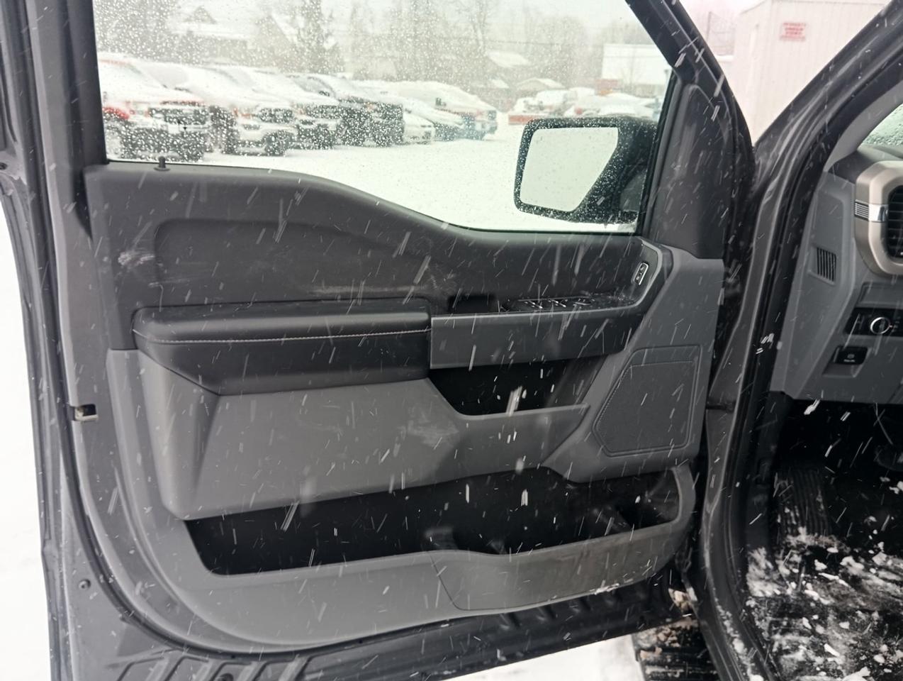 2021 Ford F-150 XLT Photo