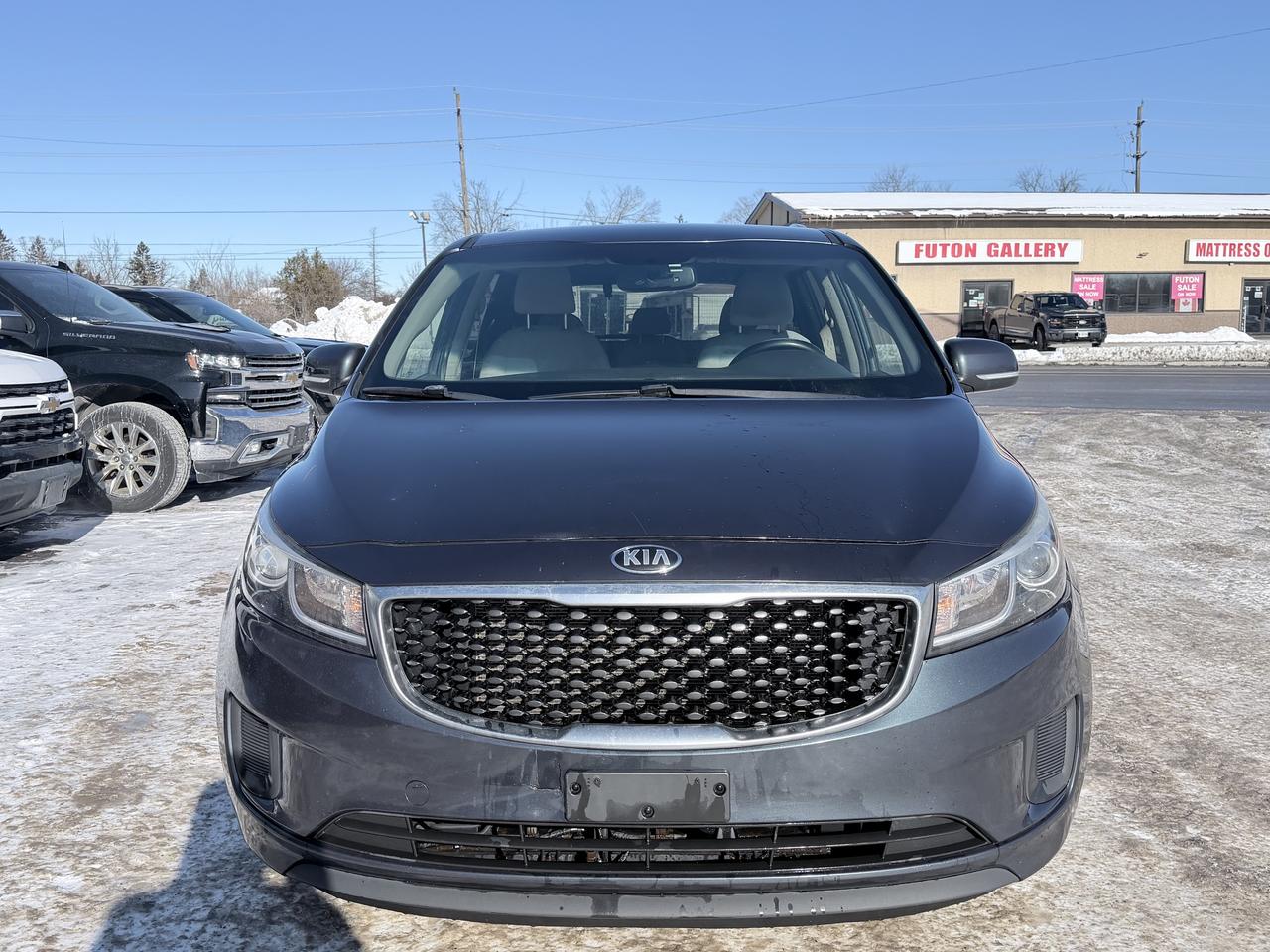 2016 Kia Sedona LX Photo