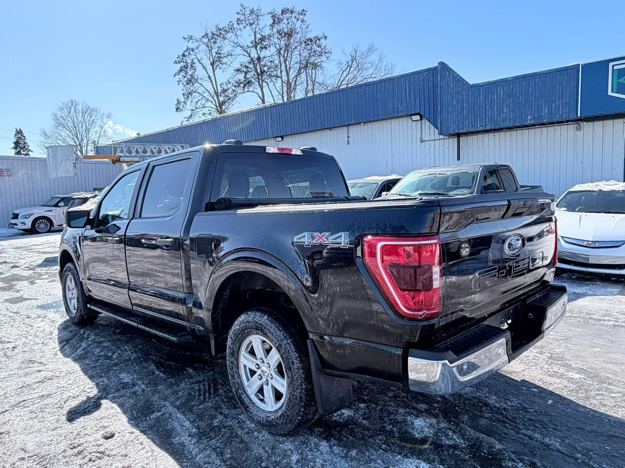 2021 Ford F-150 XLT Photo3