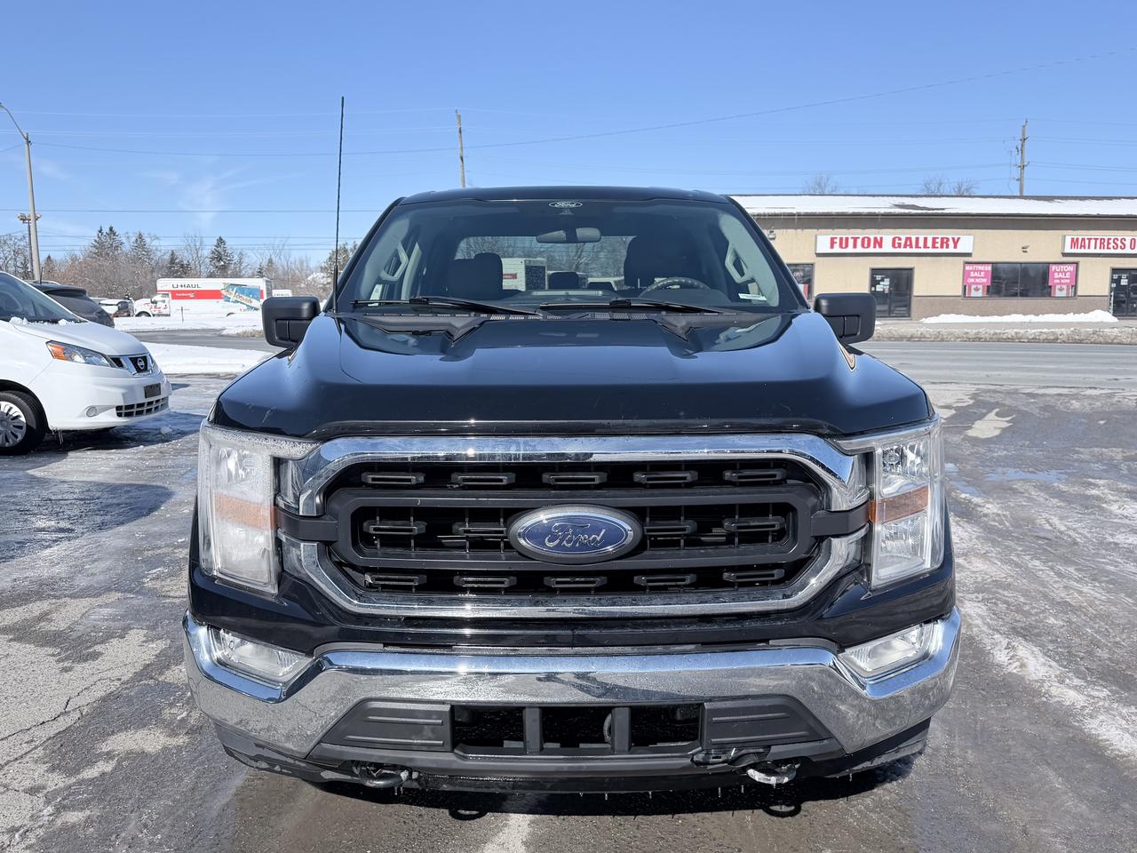 2021 Ford F-150 XLT Photo2
