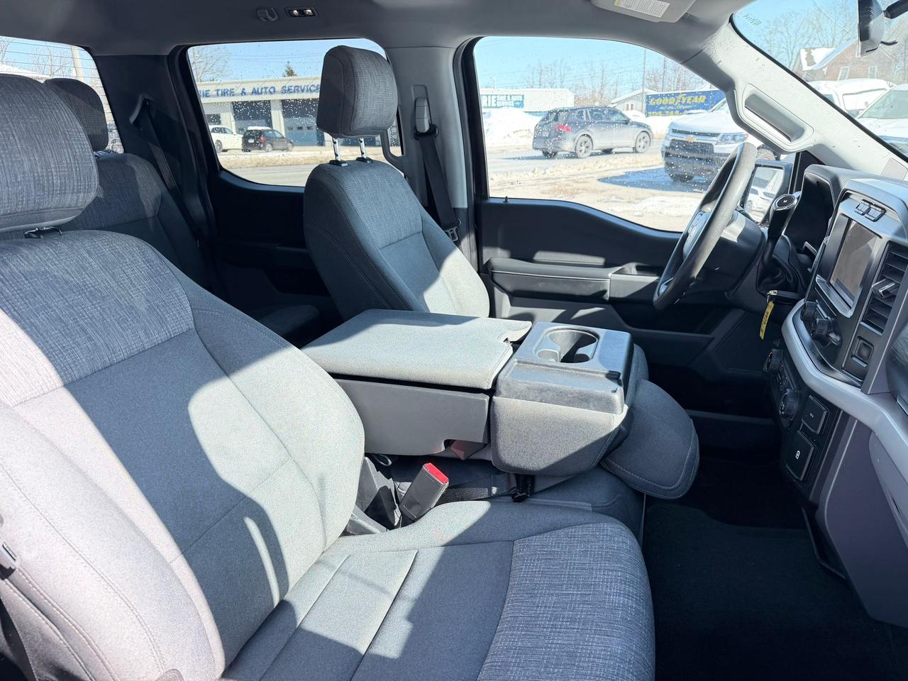 2021 Ford F-150 XLT Photo