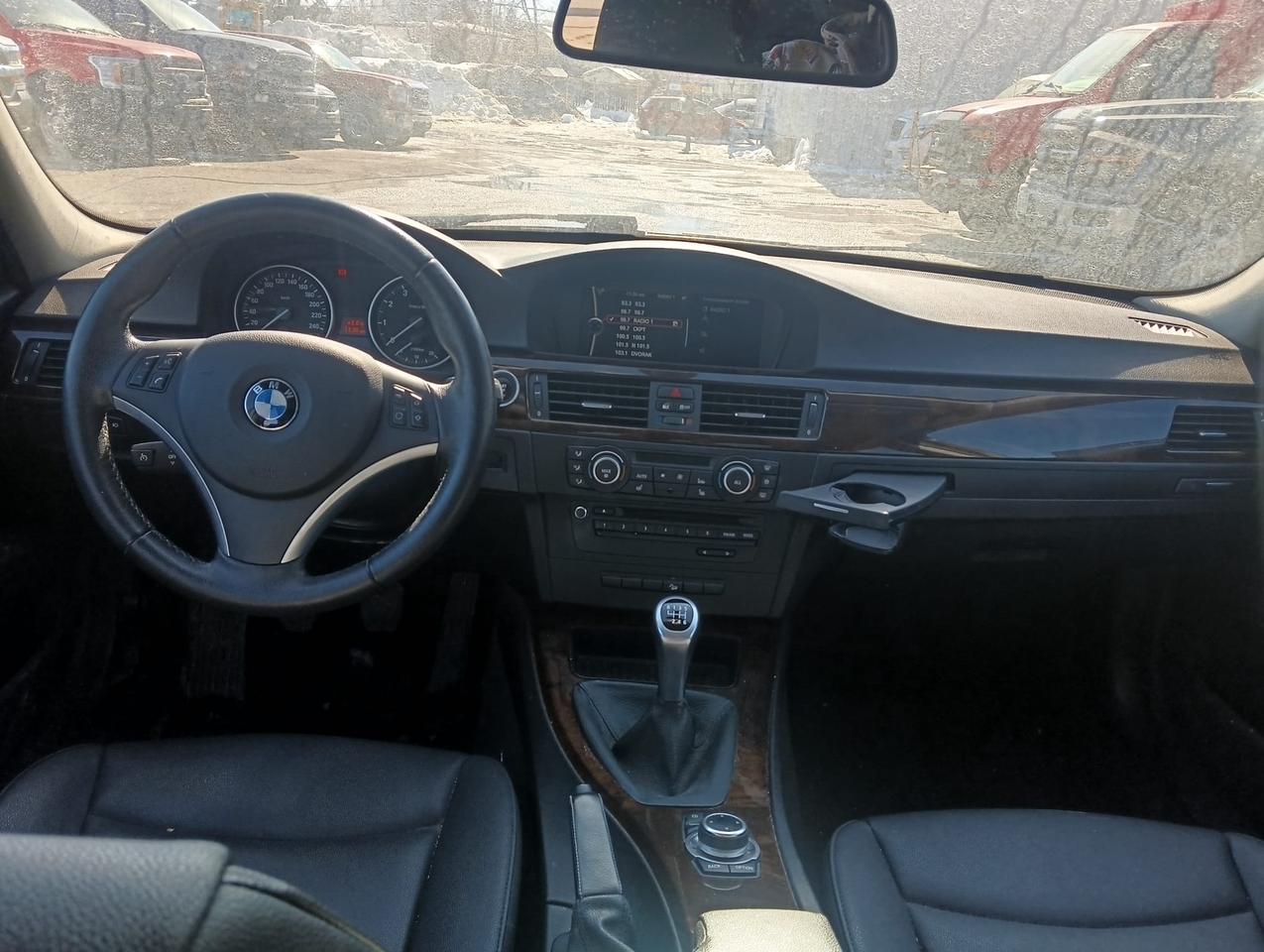 2011 BMW 3-Series 4dr Sdn 328i xDrive AWD Ed Photo