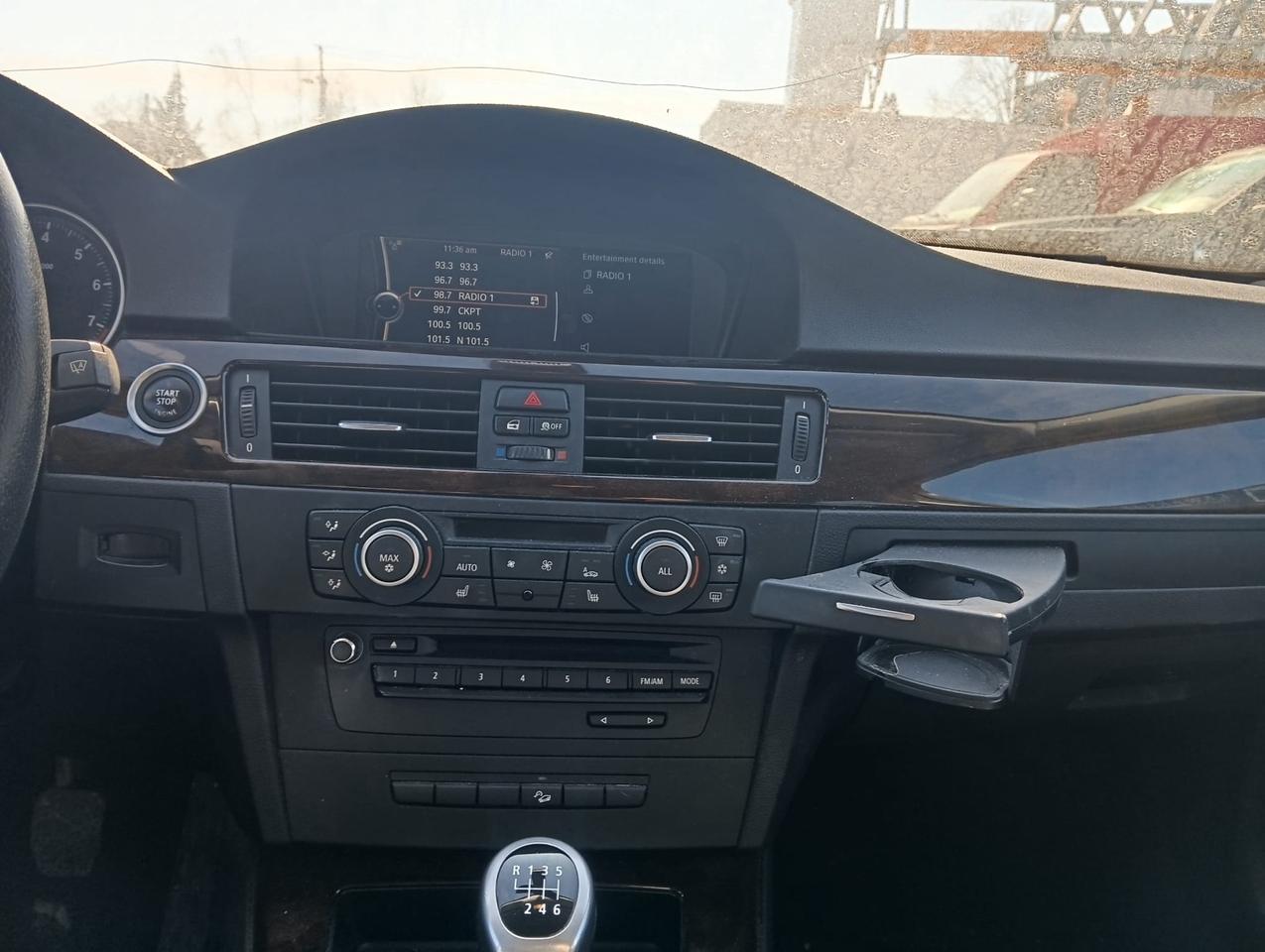 2011 BMW 3-Series 4dr Sdn 328i xDrive AWD Ed Photo