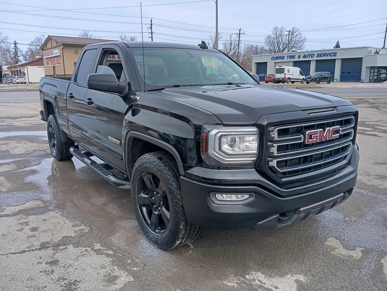 2019 GMC Sierra 1500 Double Cab 4WD Photo