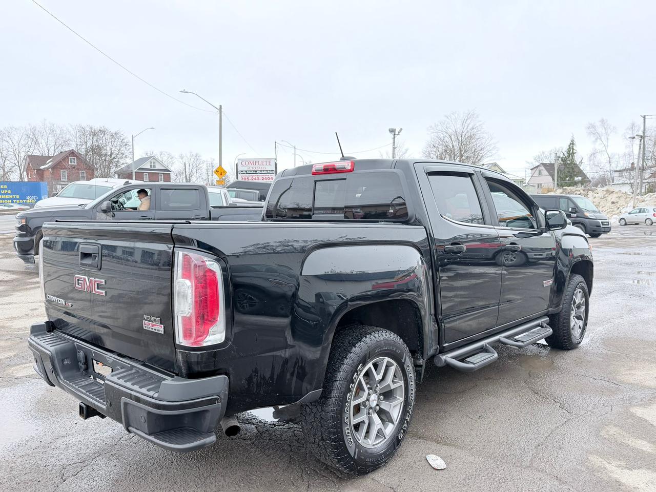 2019 GMC Canyon ALL Terrain CREW CAB 4WD Photo3