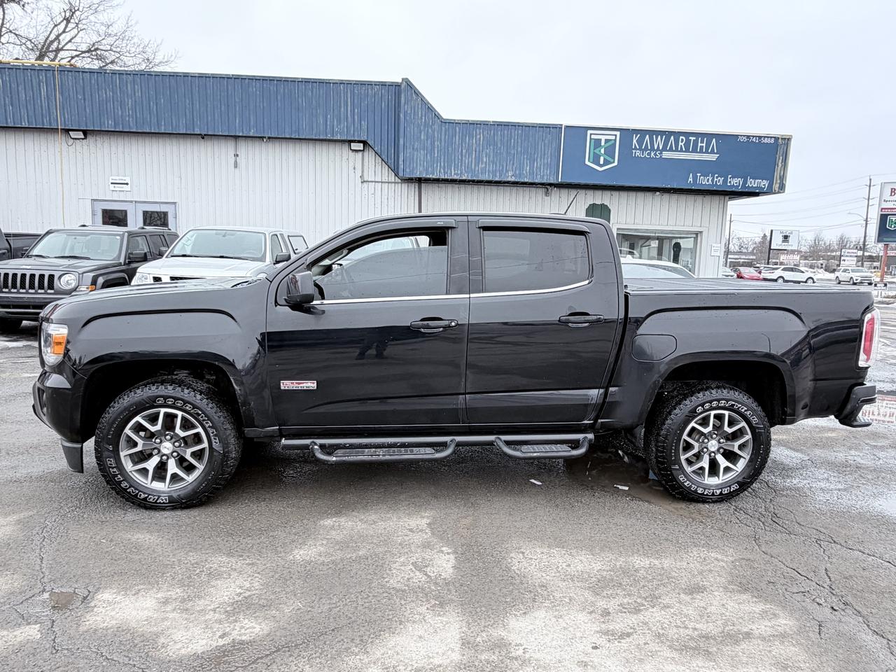 2019 GMC Canyon ALL Terrain CREW CAB 4WD Photo