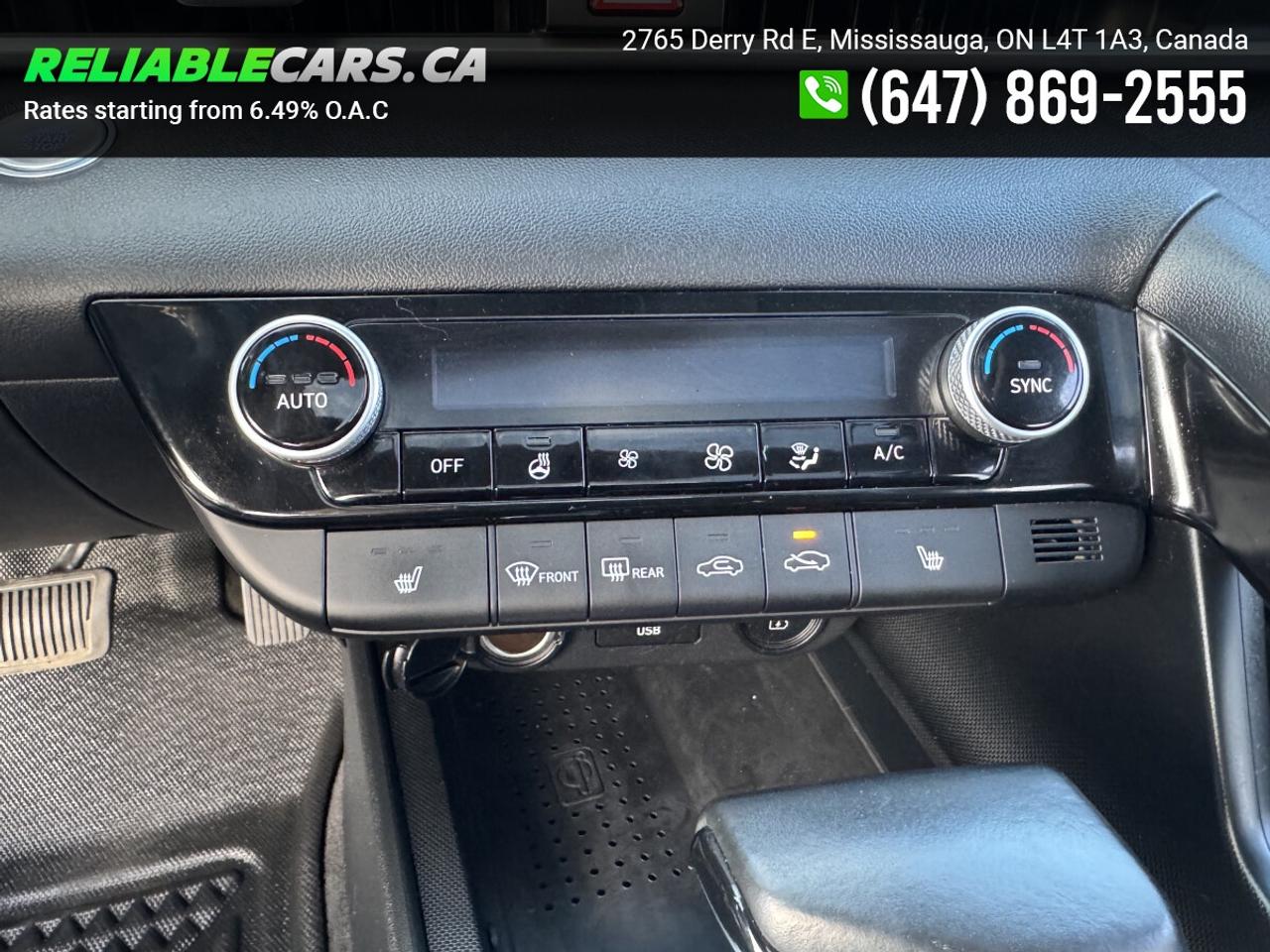 2021 Hyundai Elantra ULTIMATE | Clean Carfax | Leather | Safety Include Photo