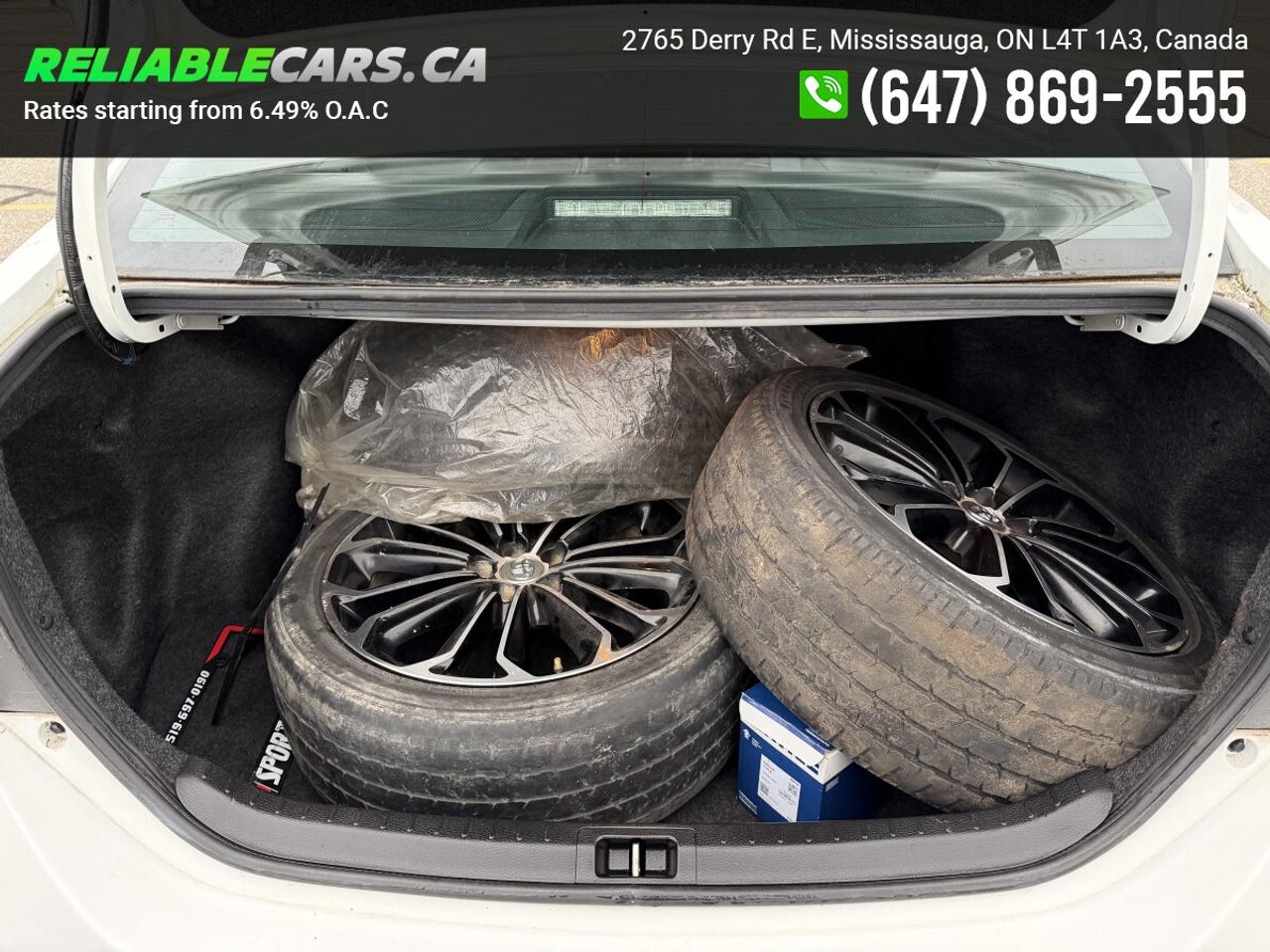 2017 Toyota Corolla SE | No-Accident | Safety Included | Leather Photo4