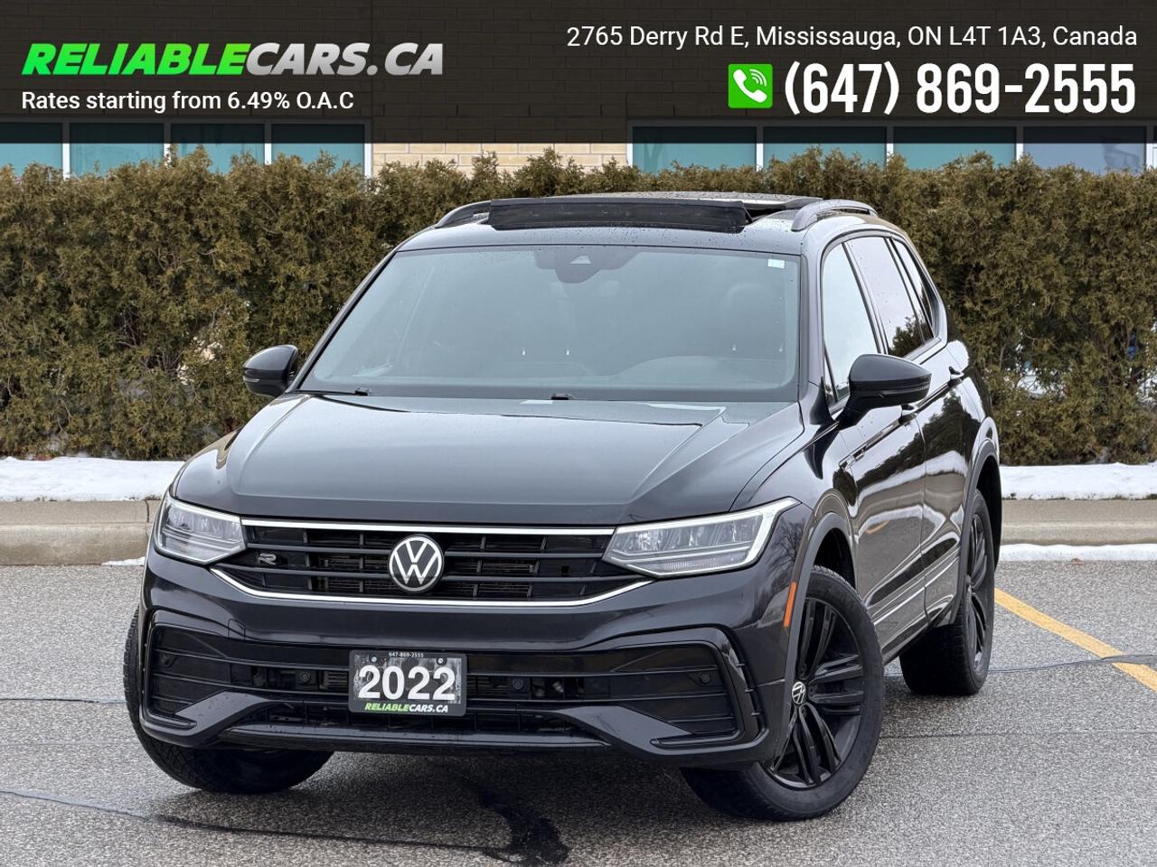2022 Volkswagen Tiguan Comfortline R-Line Black Edition | Clean Carfax | Photo0