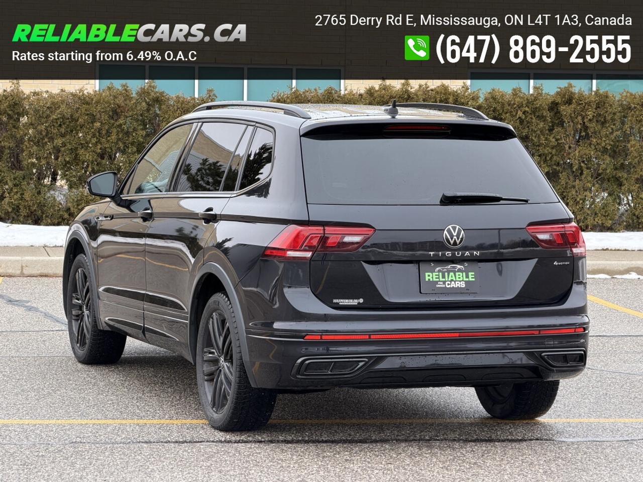 2022 Volkswagen Tiguan Comfortline R-Line Black Edition | Clean Carfax | Photo