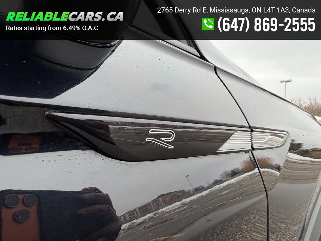 2022 Volkswagen Tiguan Comfortline R-Line Black Edition | Clean Carfax | Photo