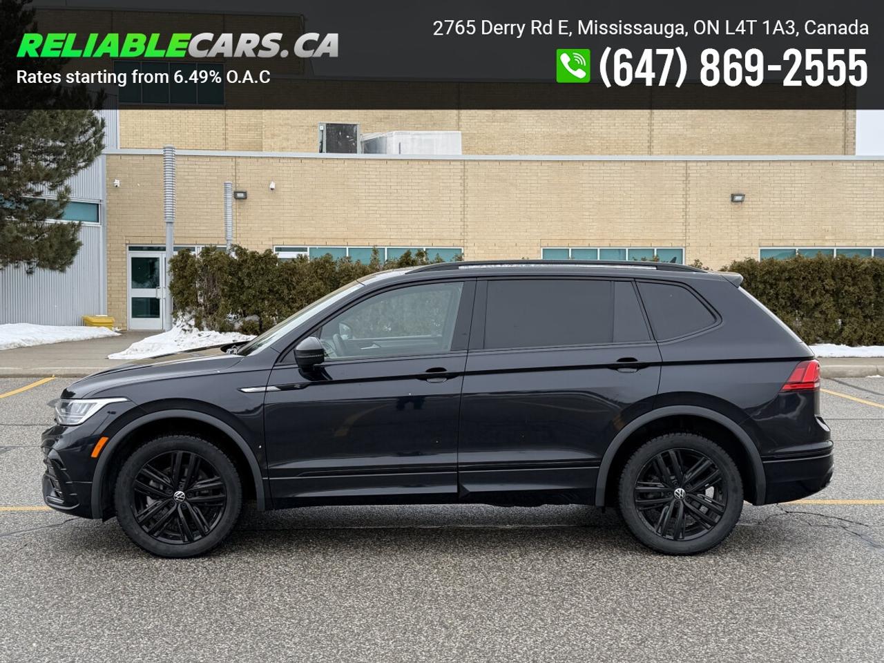 2022 Volkswagen Tiguan Comfortline R-Line Black Edition | Clean Carfax | Photo